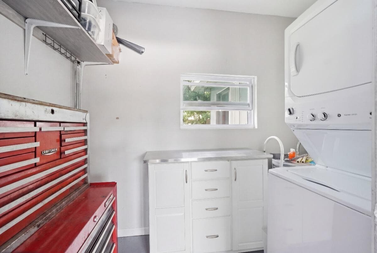 712 NE 10th Avenue, Pompano Beach, FL 33060 — photo 15 of 23