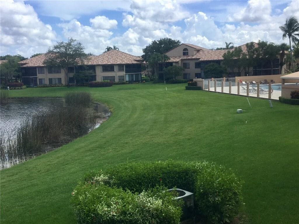7344 Clunie Place 13604, Delray Beach, FL 33446 — photo 2 of 33