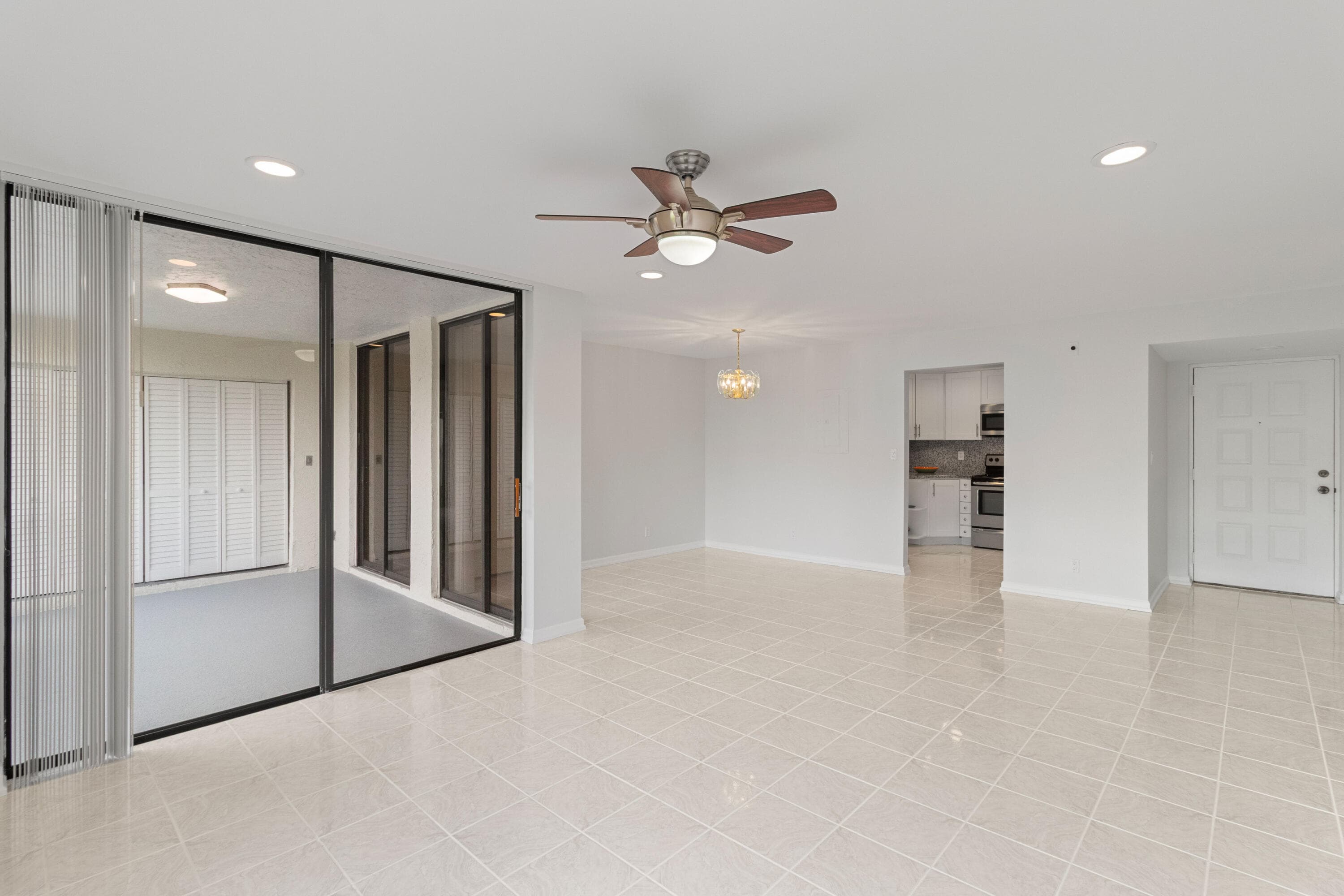 8641 W Boca Glades Blvd Boulevard W B, Boca Raton, FL 33434 — photo 6 of 31
