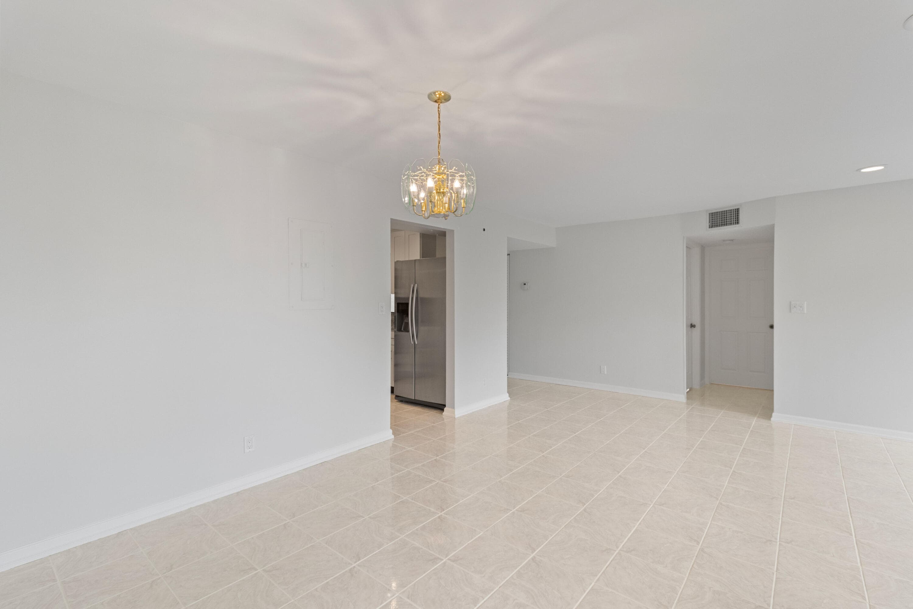 8641 W Boca Glades Blvd Boulevard W B, Boca Raton, FL 33434 — photo 7 of 31