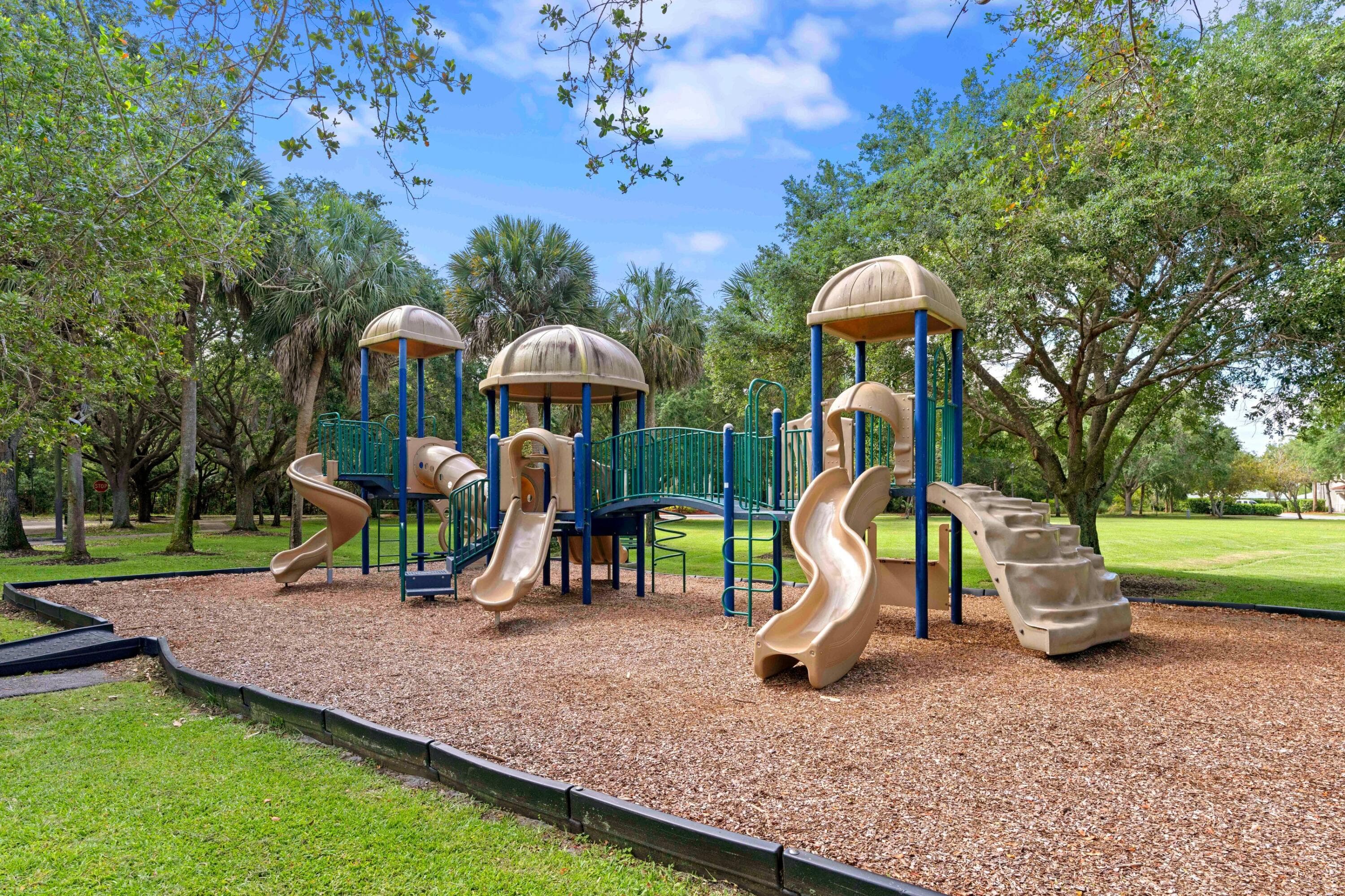 1428 W Wickham Circle A, Delray Beach, FL 33445 — photo 38 of 41