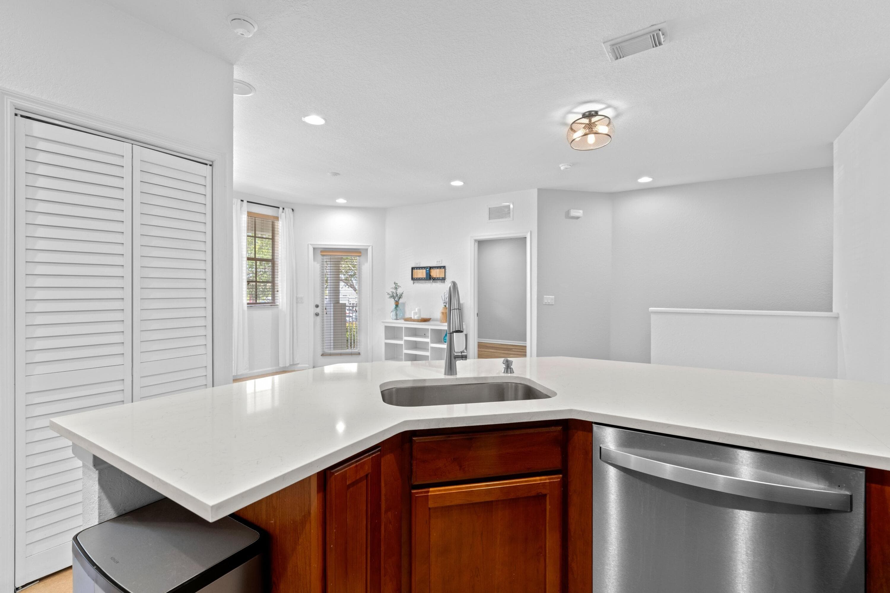 1428 W Wickham Circle A, Delray Beach, FL 33445 — photo 8 of 41