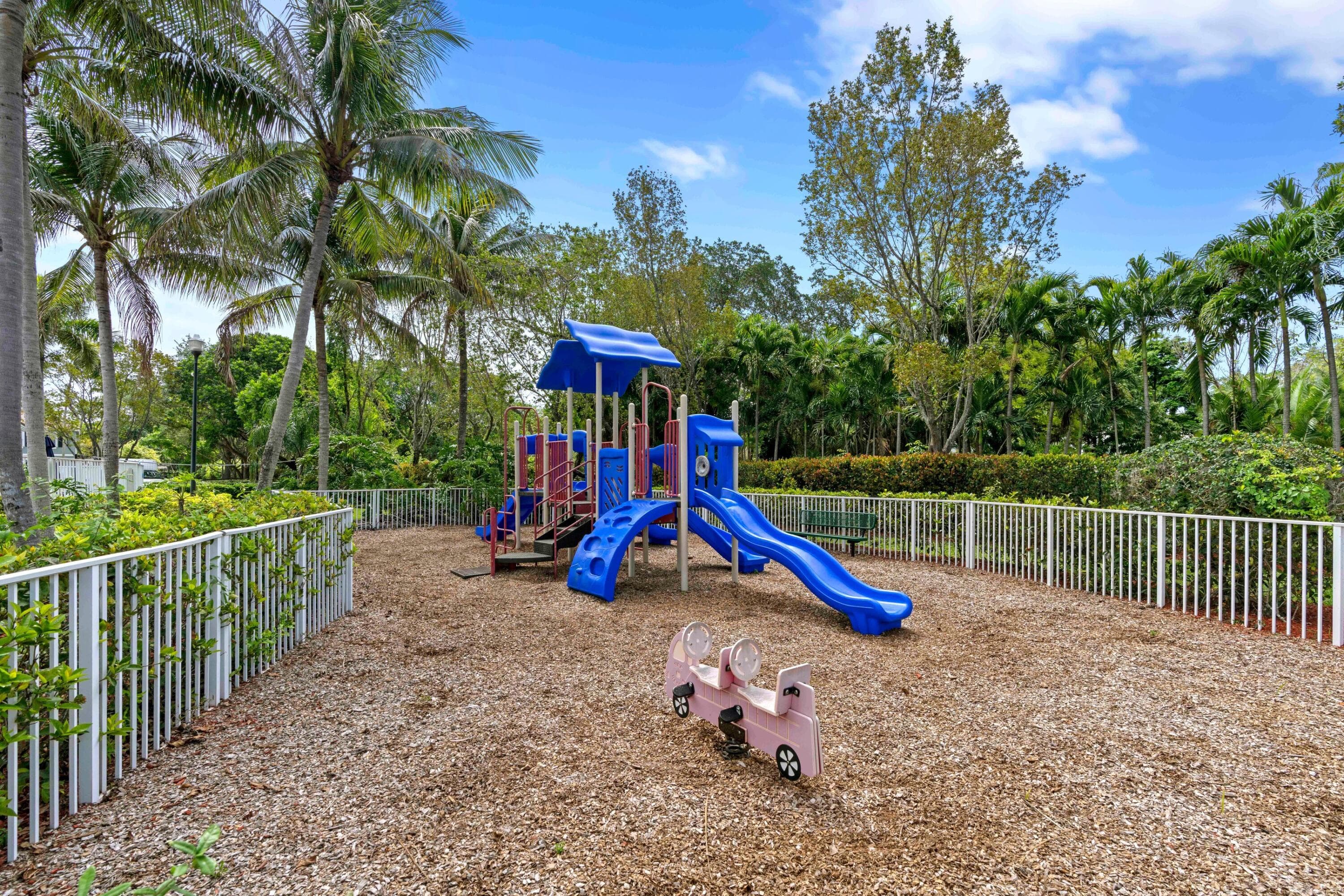 1428 W Wickham Circle A, Delray Beach, FL 33445 — photo 32 of 41