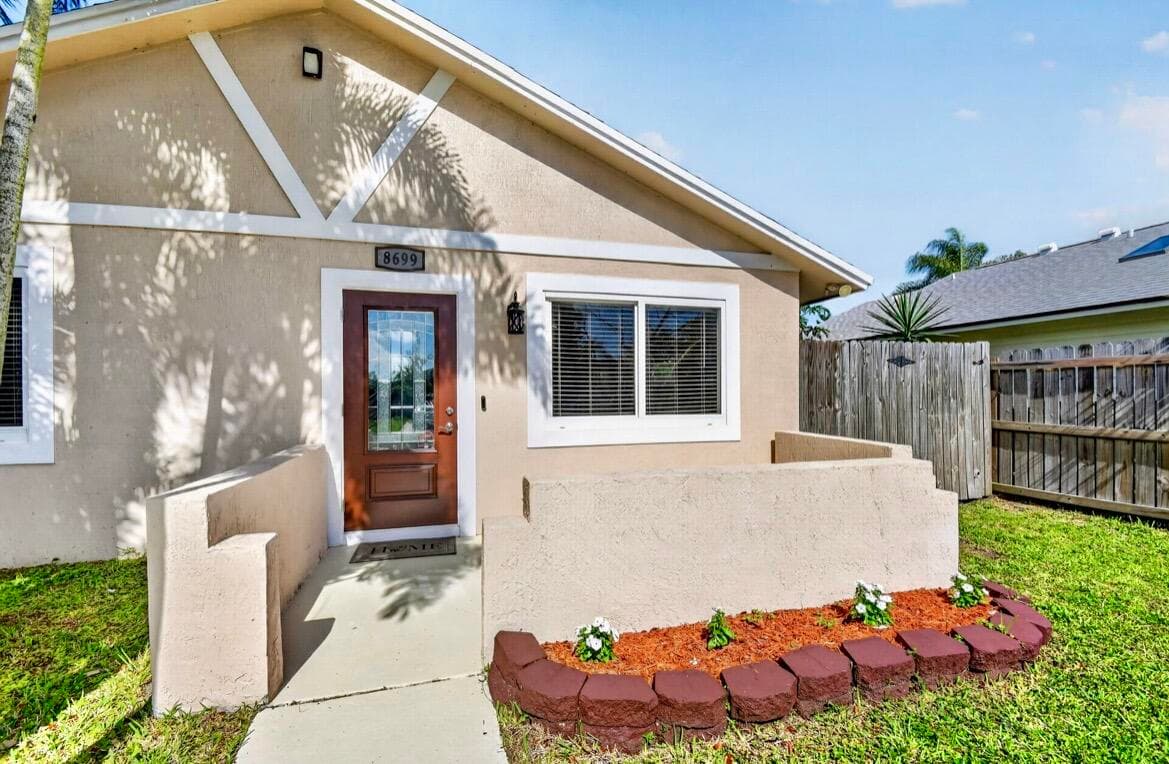 8699 Uranus Terrace, West Palm Beach, FL 33403 — photo 2 of 27
