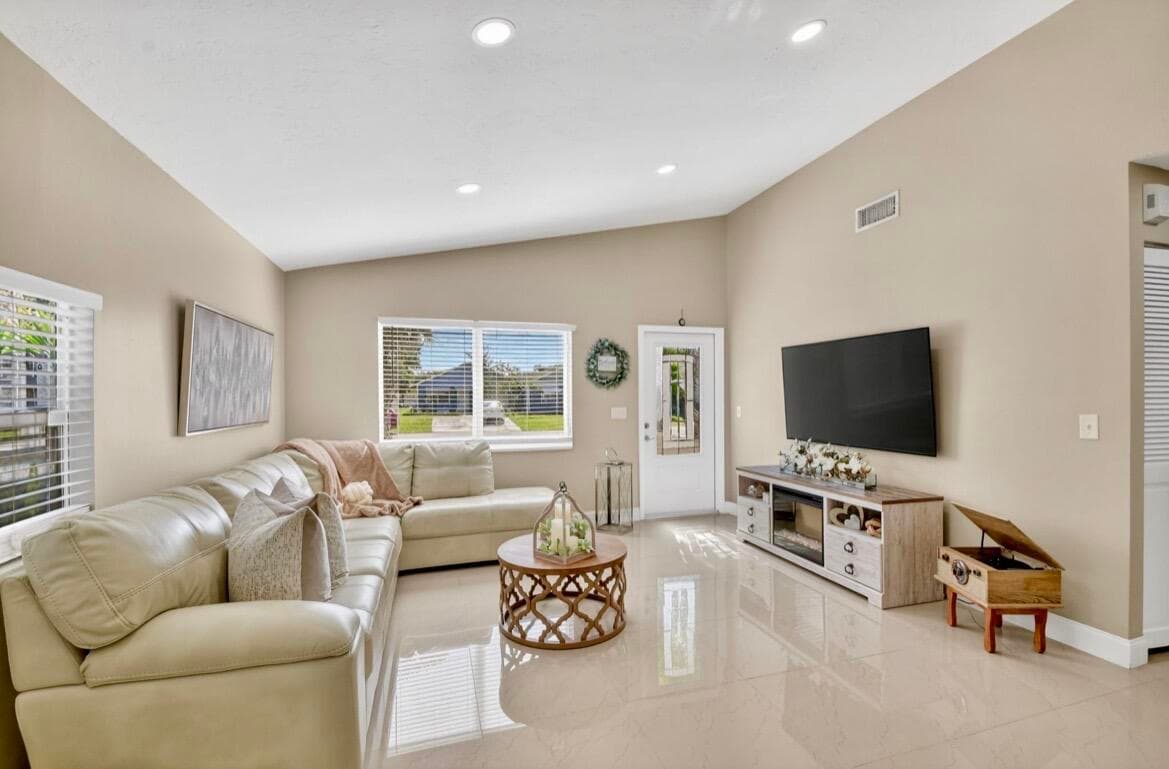 8699 Uranus Terrace, West Palm Beach, FL 33403 — photo 7 of 27