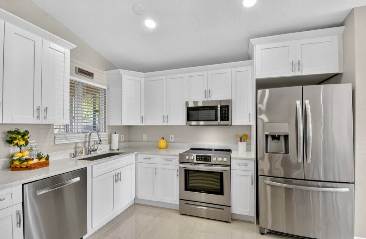 8699 Uranus Terrace, West Palm Beach, FL 33403 — photo 10 of 27