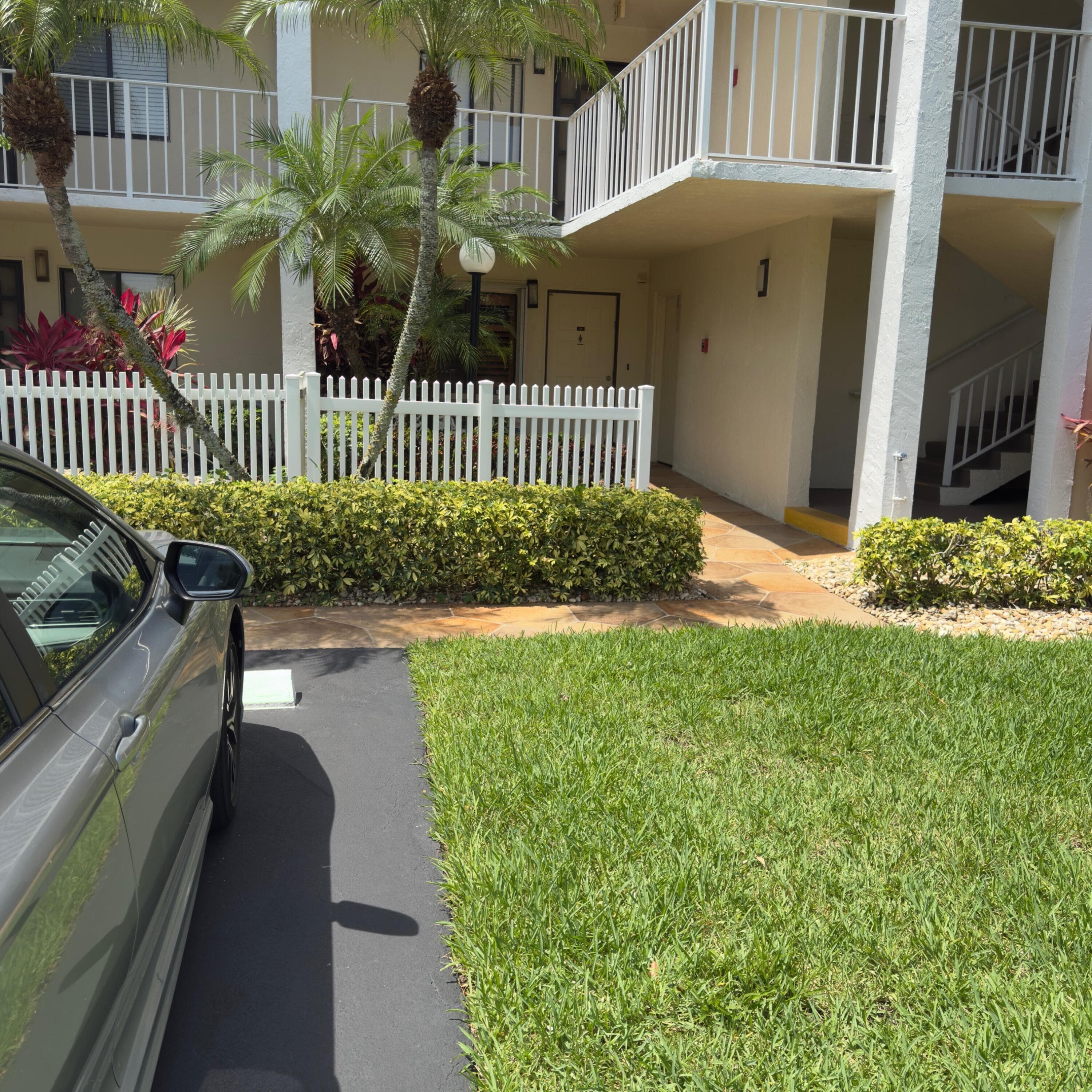 7351 Kinghurst Drive 108, Delray Beach, FL 33446 — photo 32 of 89