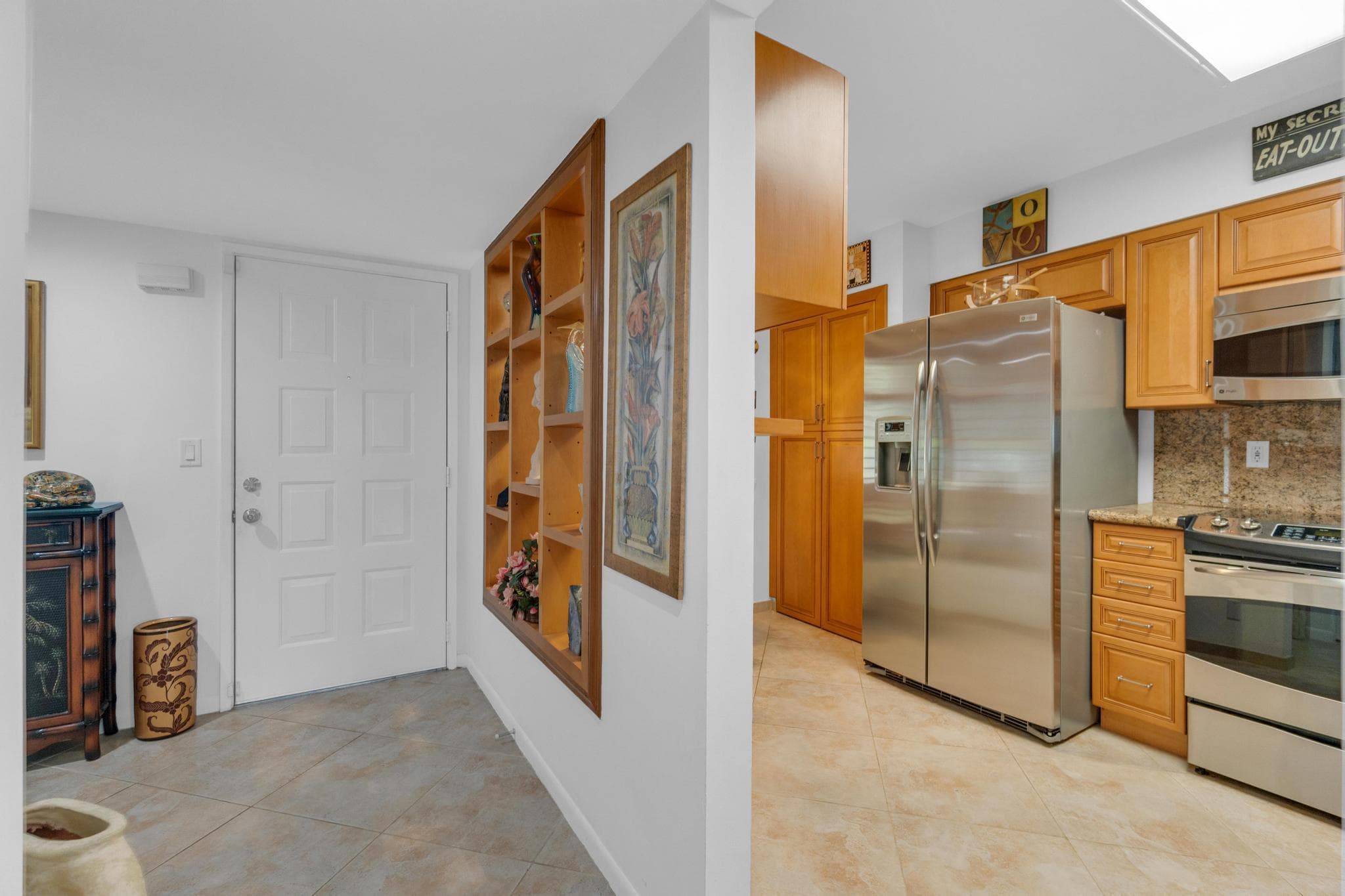 7351 Kinghurst Drive 108, Delray Beach, FL 33446 — photo 10 of 89