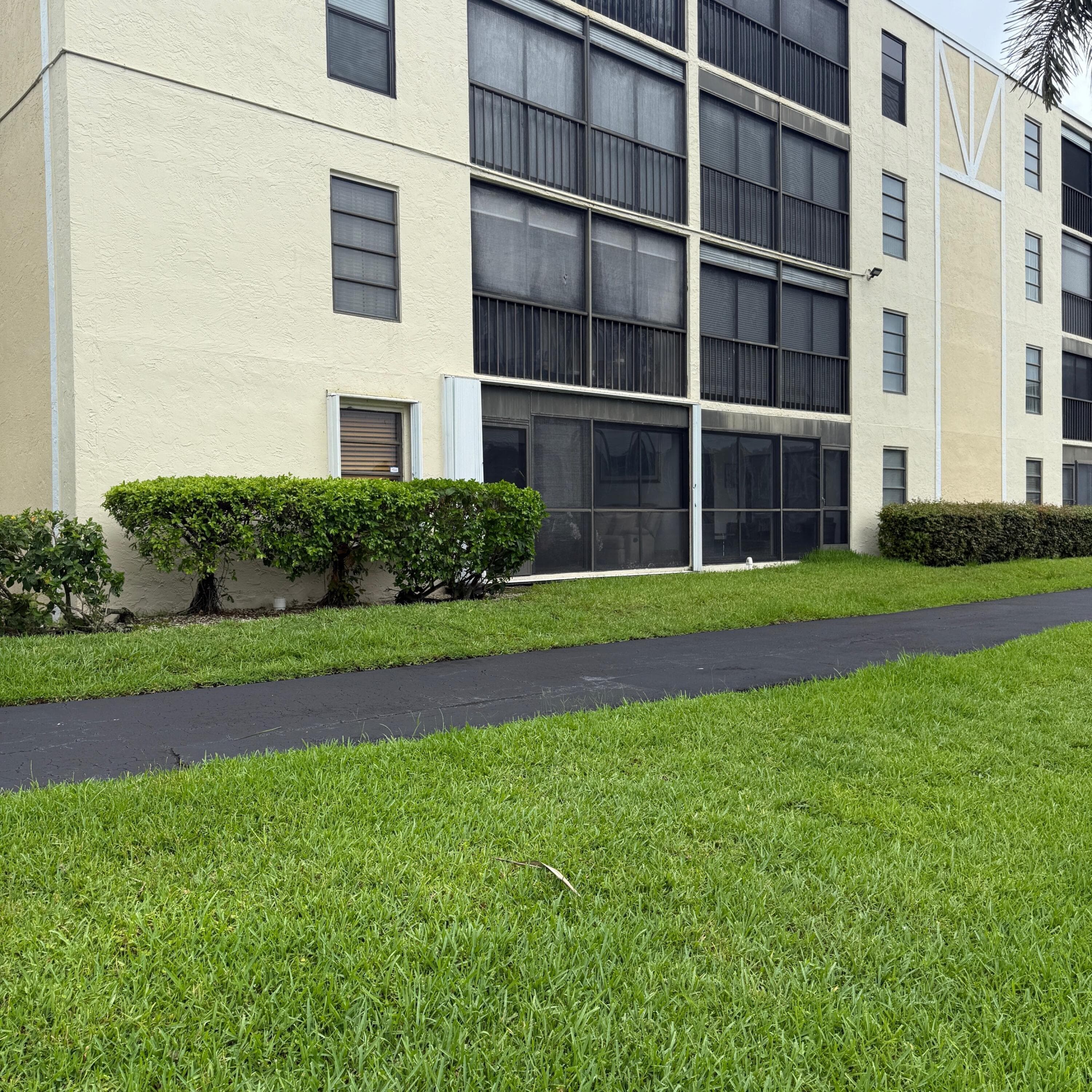 7351 Kinghurst Drive 108, Delray Beach, FL 33446 — photo 39 of 89