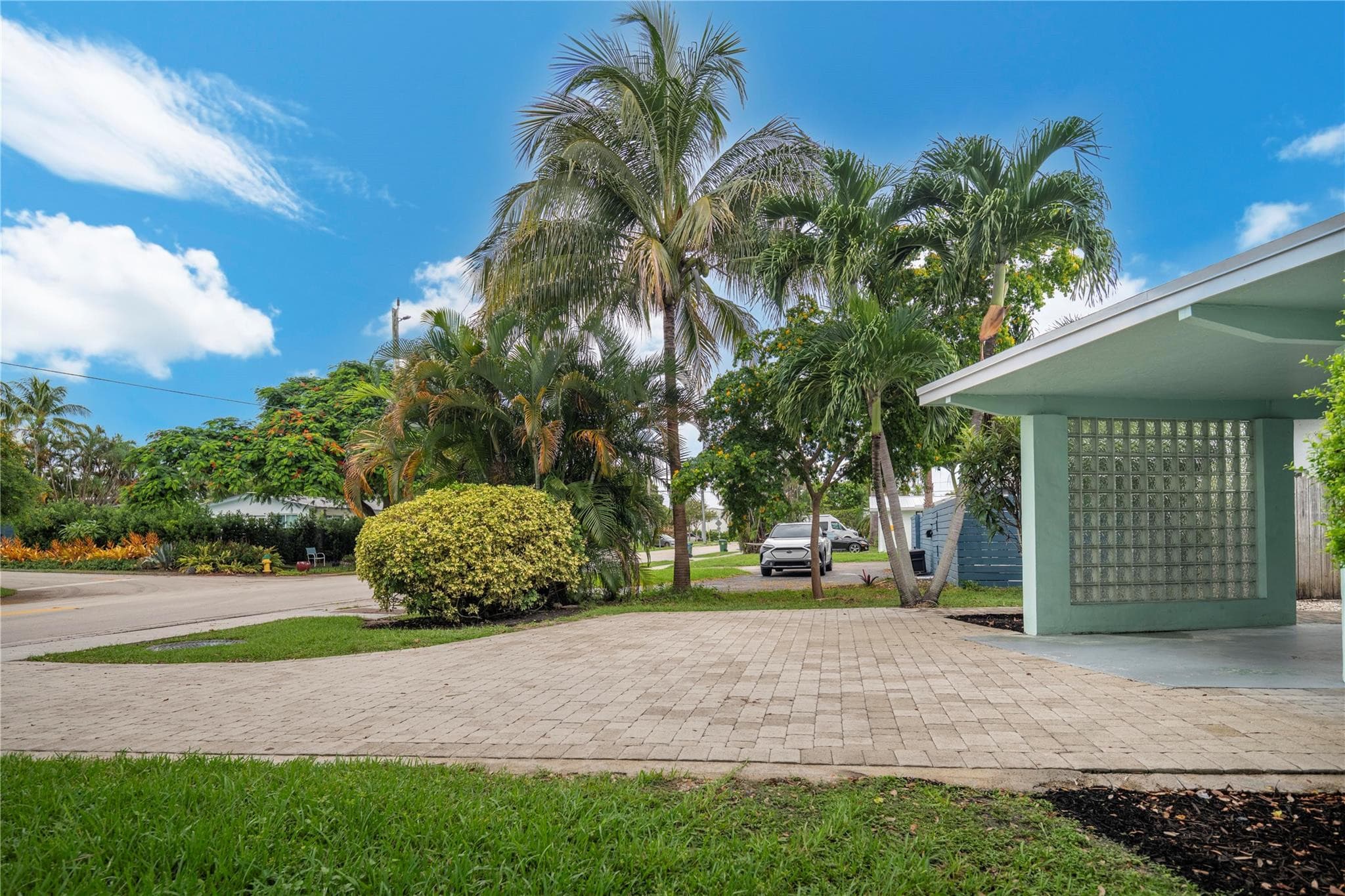 3680 NE 16th Avenue, Oakland Park, FL 33334 — photo 28 of 31