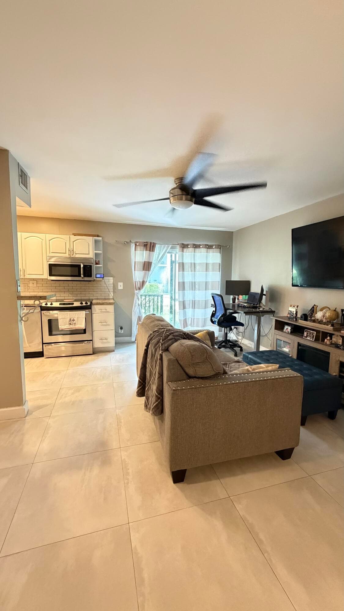 7541 NW 16th Street NW 1105, Plantation, FL 33313 — photo 2 of 8