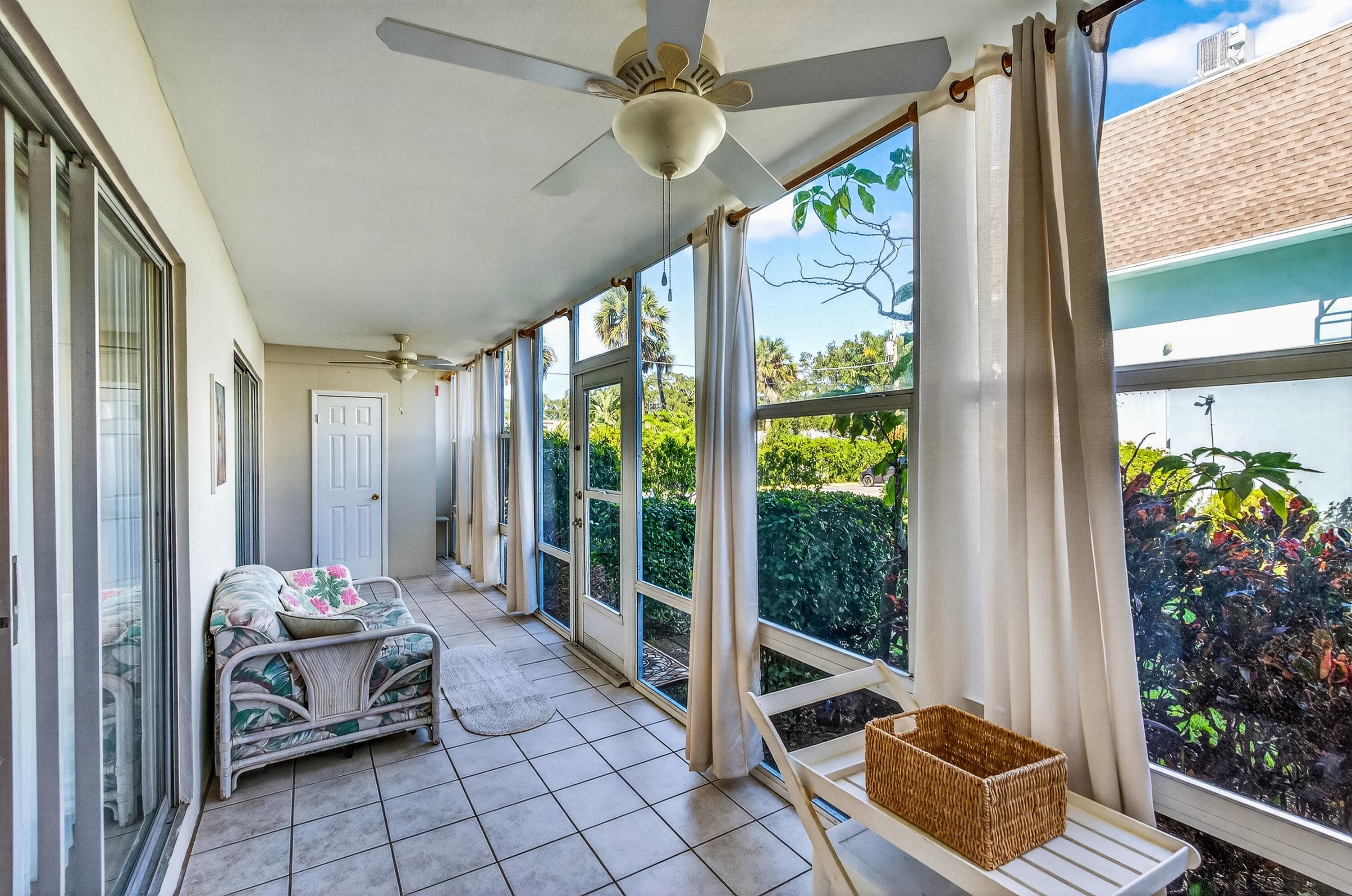1901 Indian River Boulevard 105-e, Vero Beach, FL 32960 — photo 30 of 42