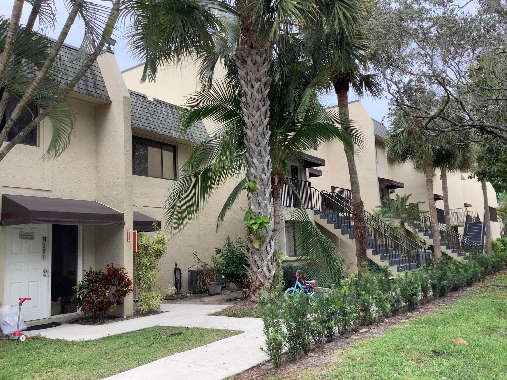 65 Deer Creek Road H203, Deerfield Beach, FL 33442 — photo 1 of 21