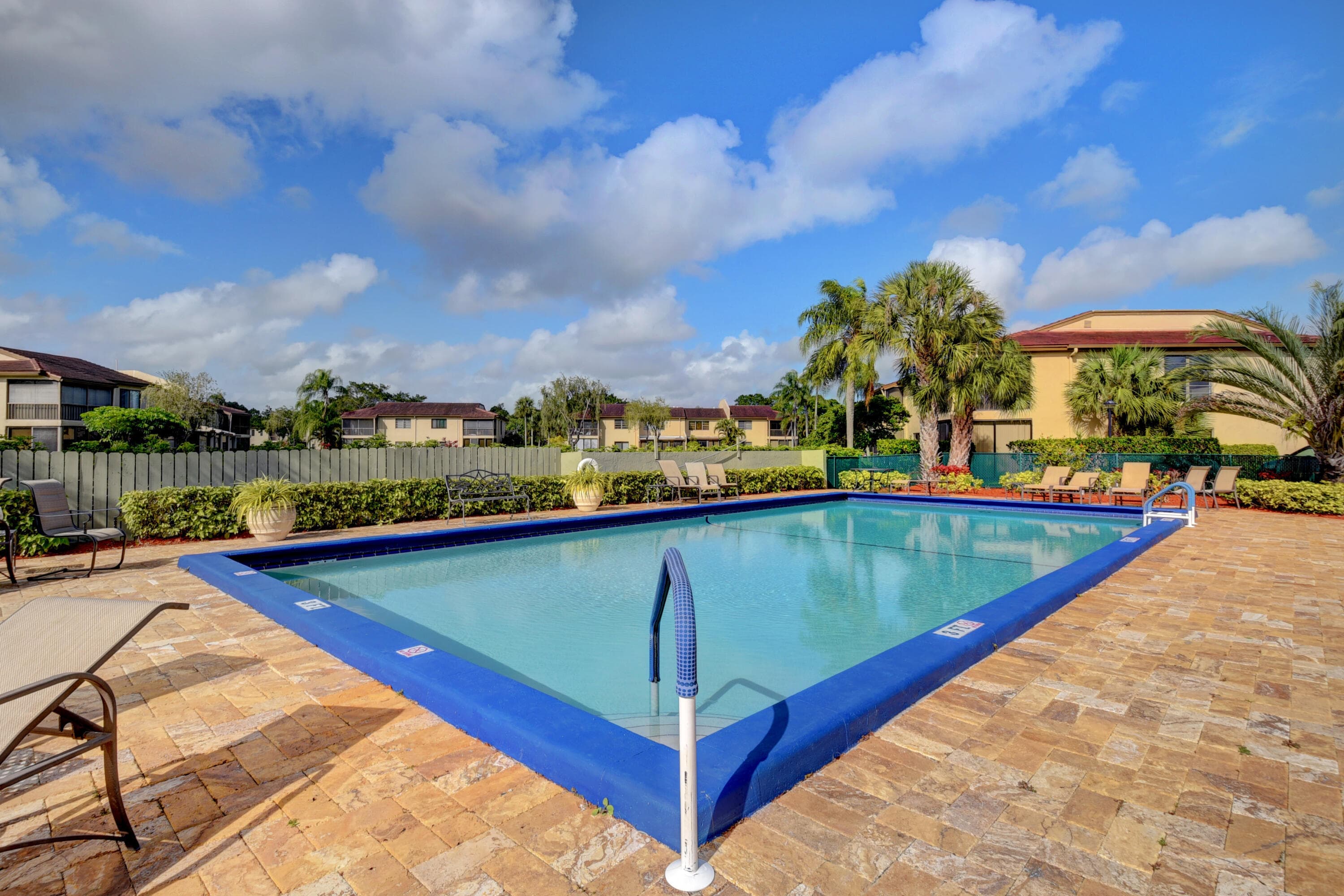 7911 Eastlake Drive H, Boca Raton, FL 33433 — photo 2 of 39