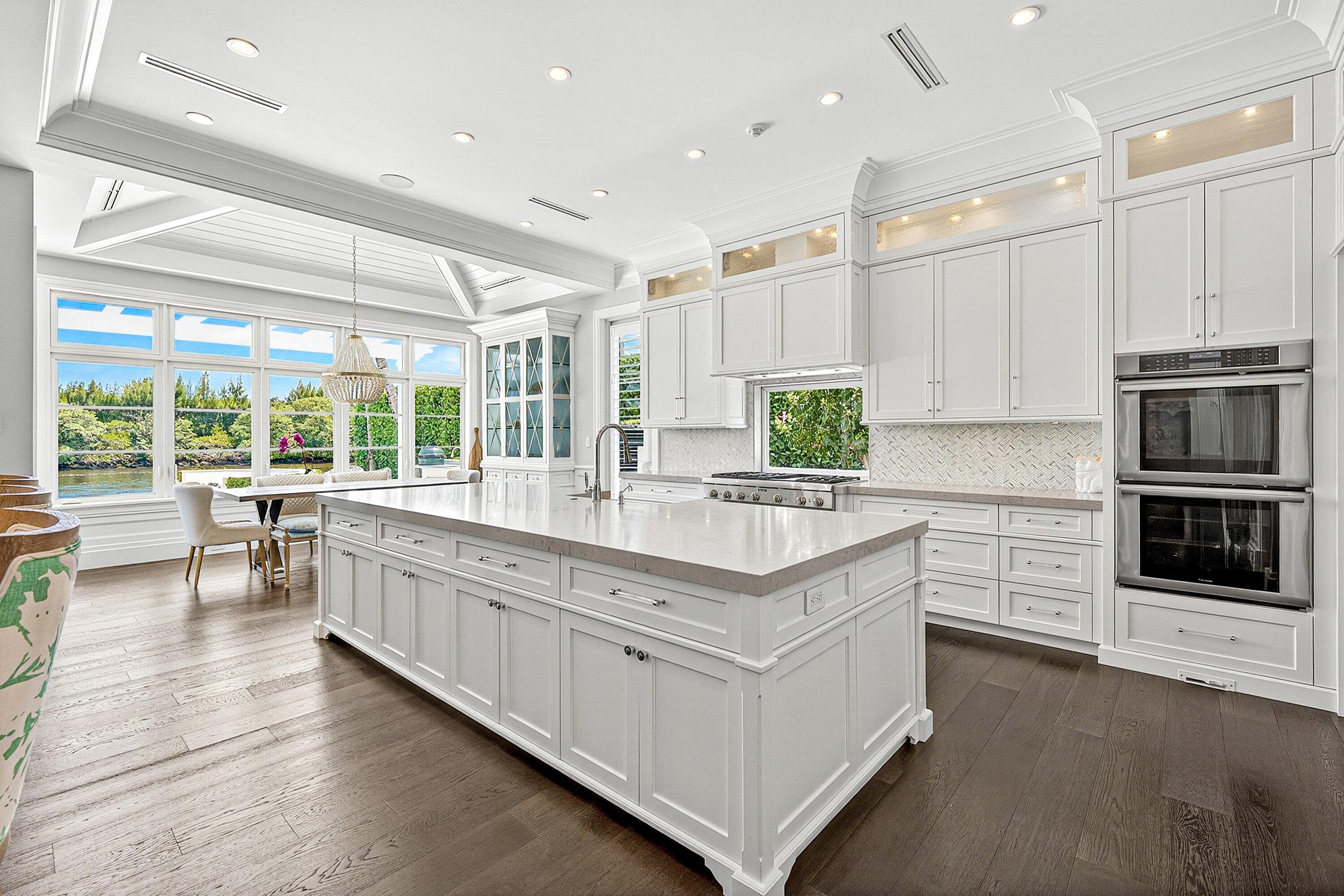 2530 Avenue Au Soleil, Gulf Stream, FL 33483 — photo 12 of 54