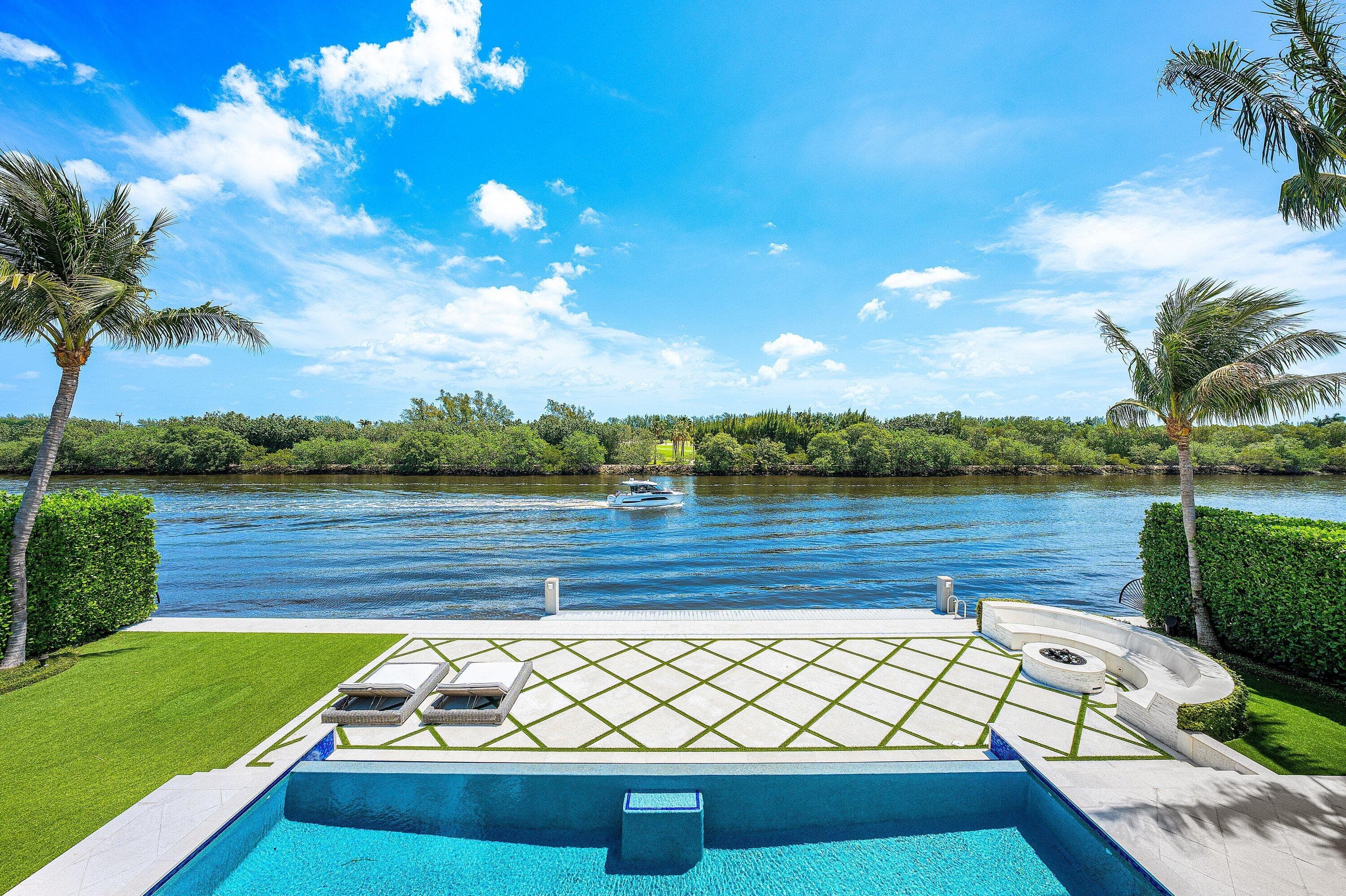 2530 Avenue Au Soleil, Gulf Stream, FL 33483 — photo 36 of 54
