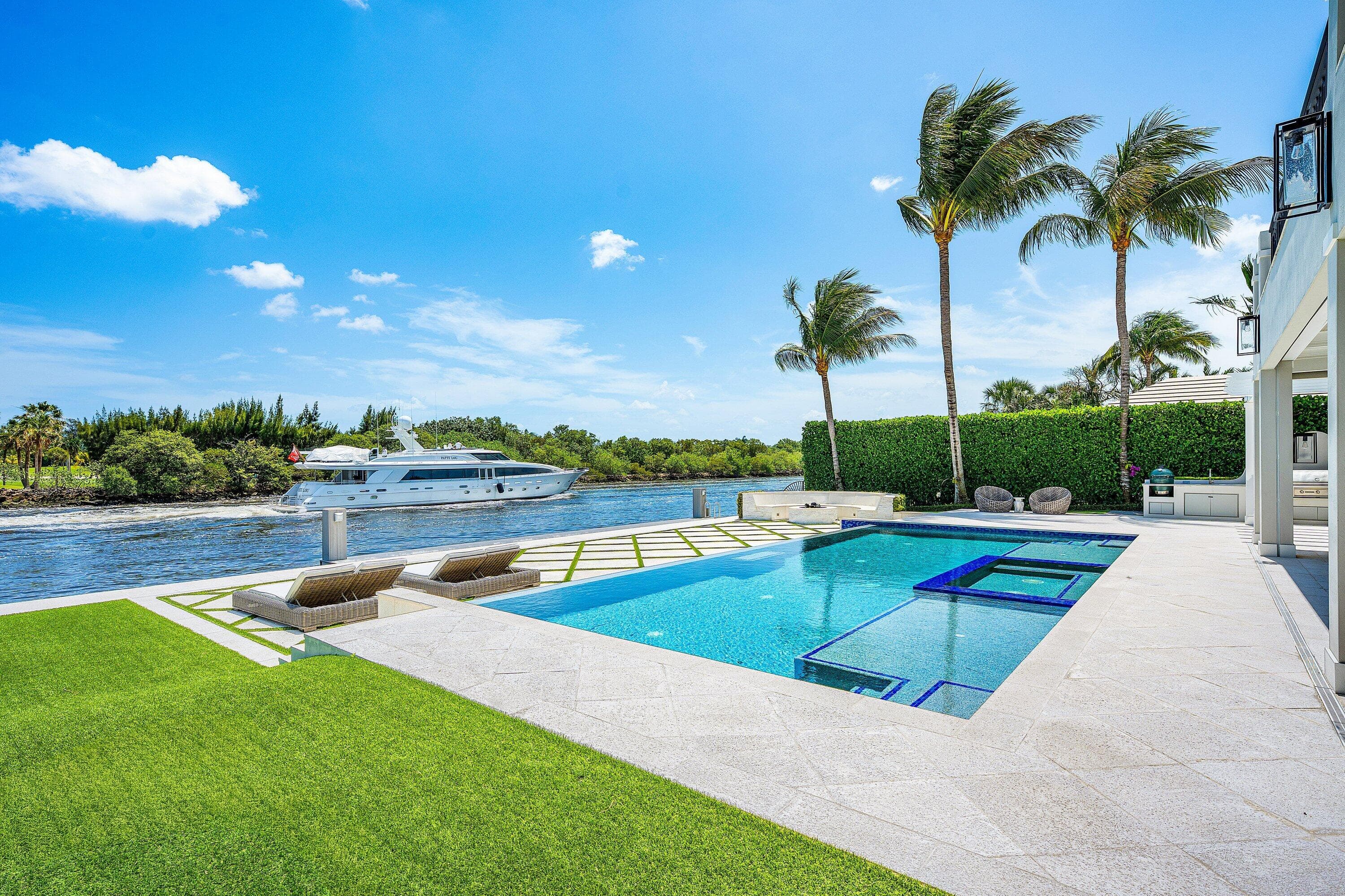 2530 Avenue Au Soleil, Gulf Stream, FL 33483 — photo 40 of 54