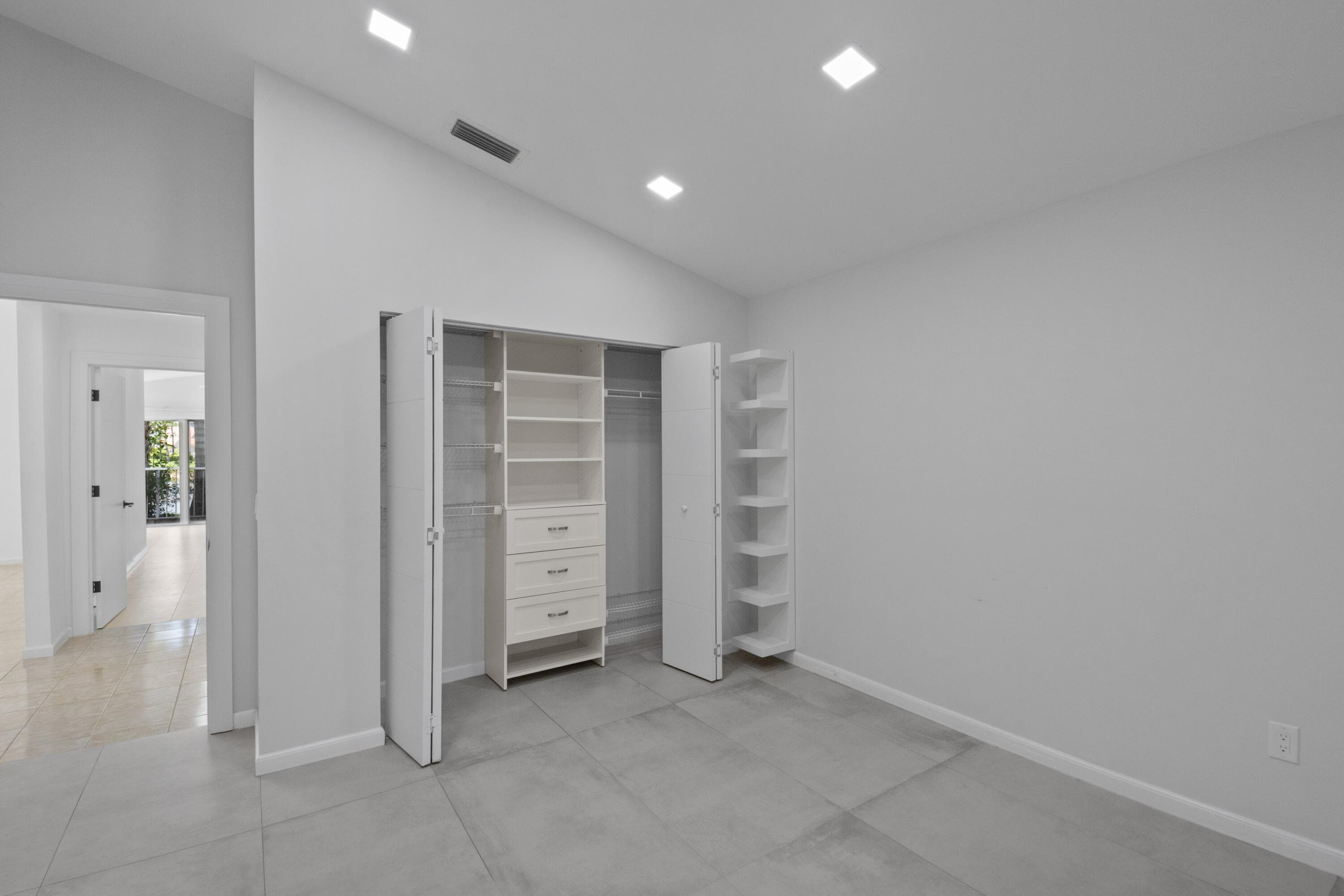22586 Esplanada Drive, Boca Raton, FL 33433 — photo 22 of 34