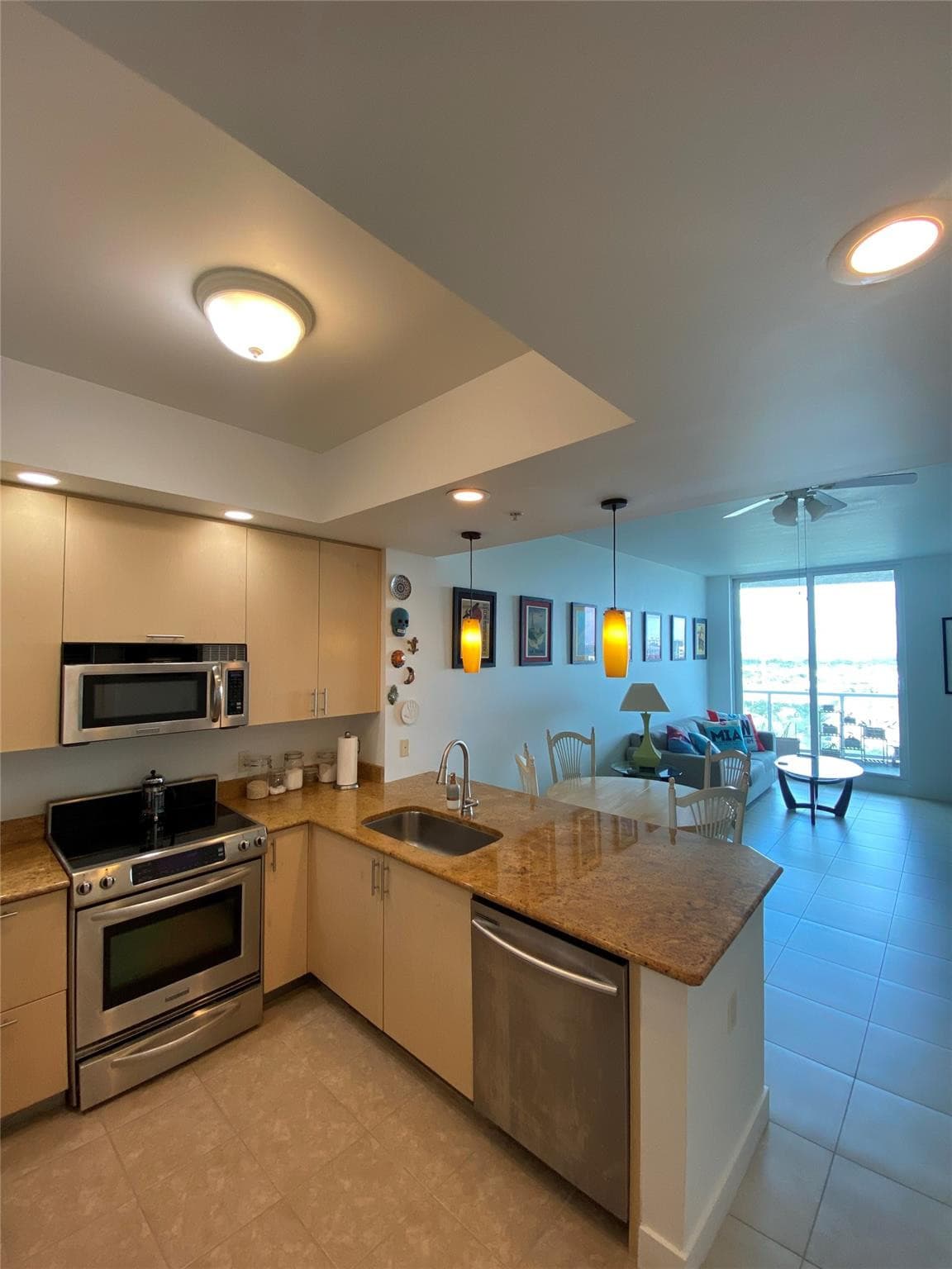 315 NE 3rd Avenue 1509, Fort Lauderdale, FL 33301 — photo 4 of 40