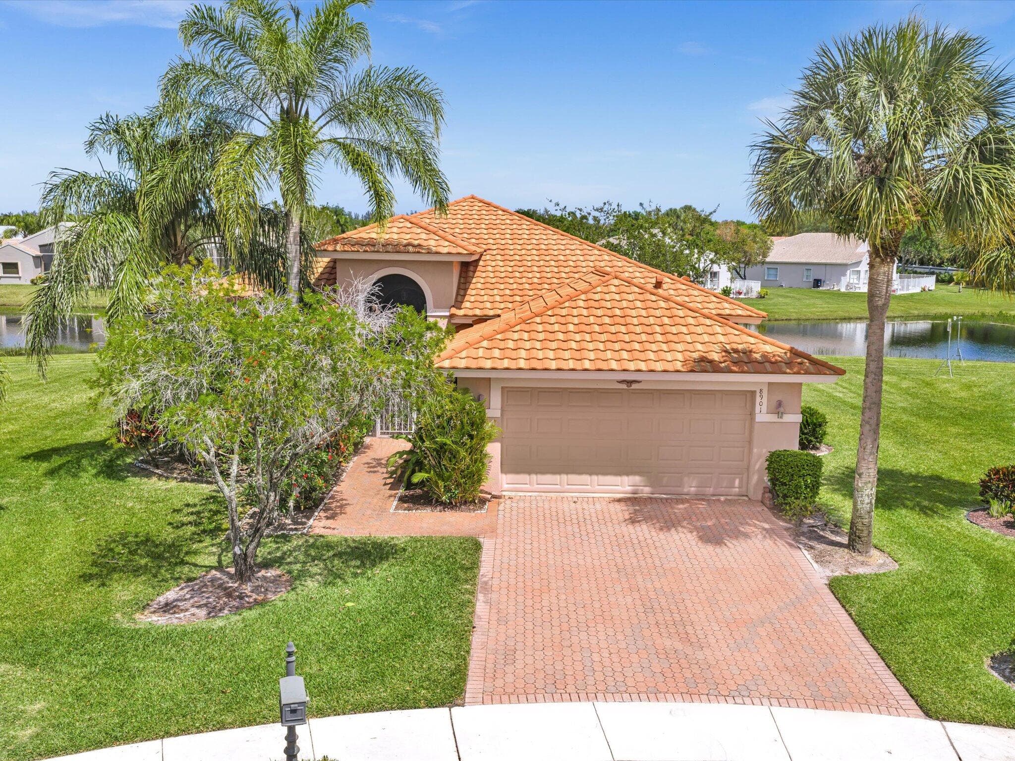 8901 Agliana Circle, Boynton Beach, FL 33472 — photo 2 of 57