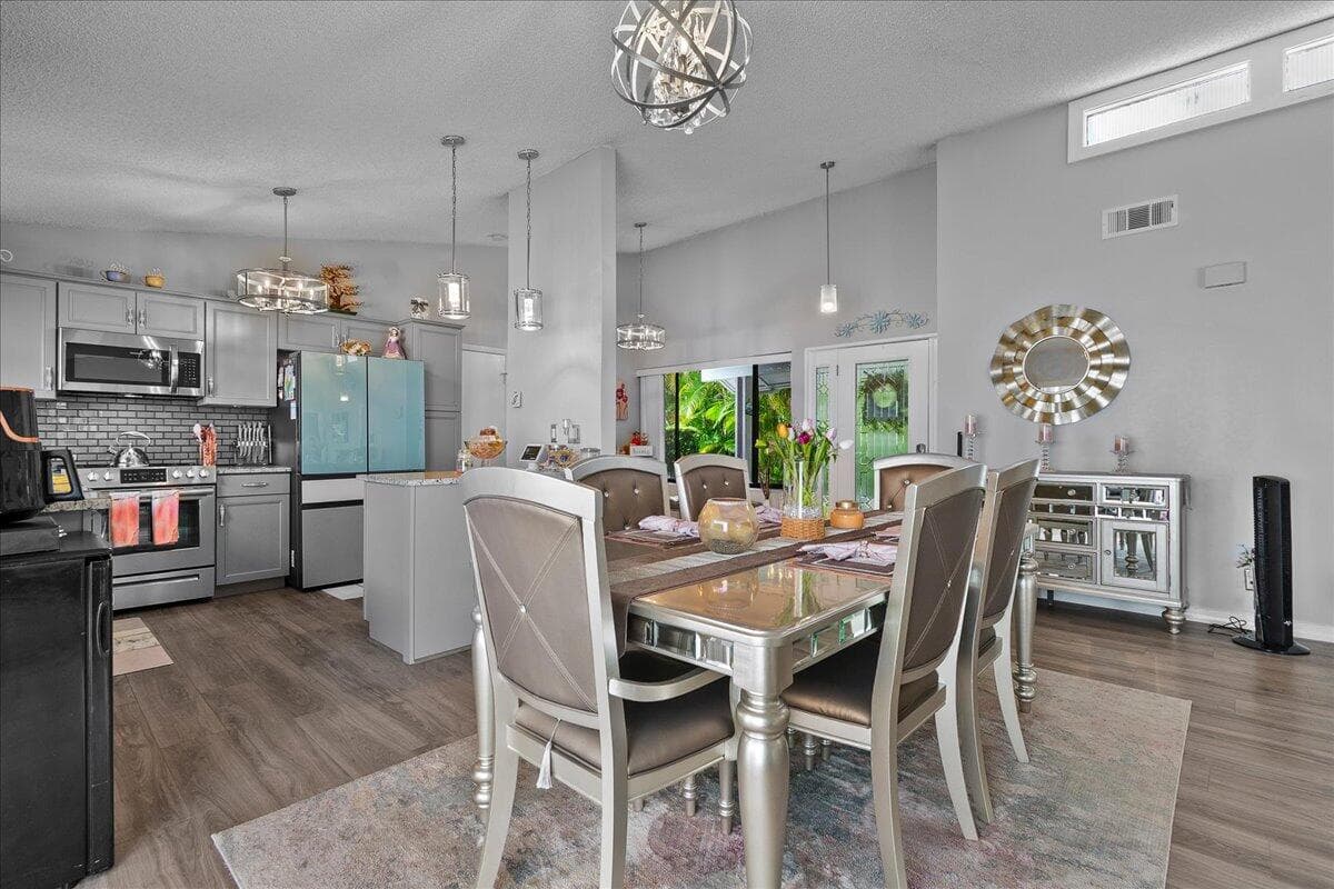 5622 Ainsley Court, Boynton Beach, FL 33437 — photo 10 of 32
