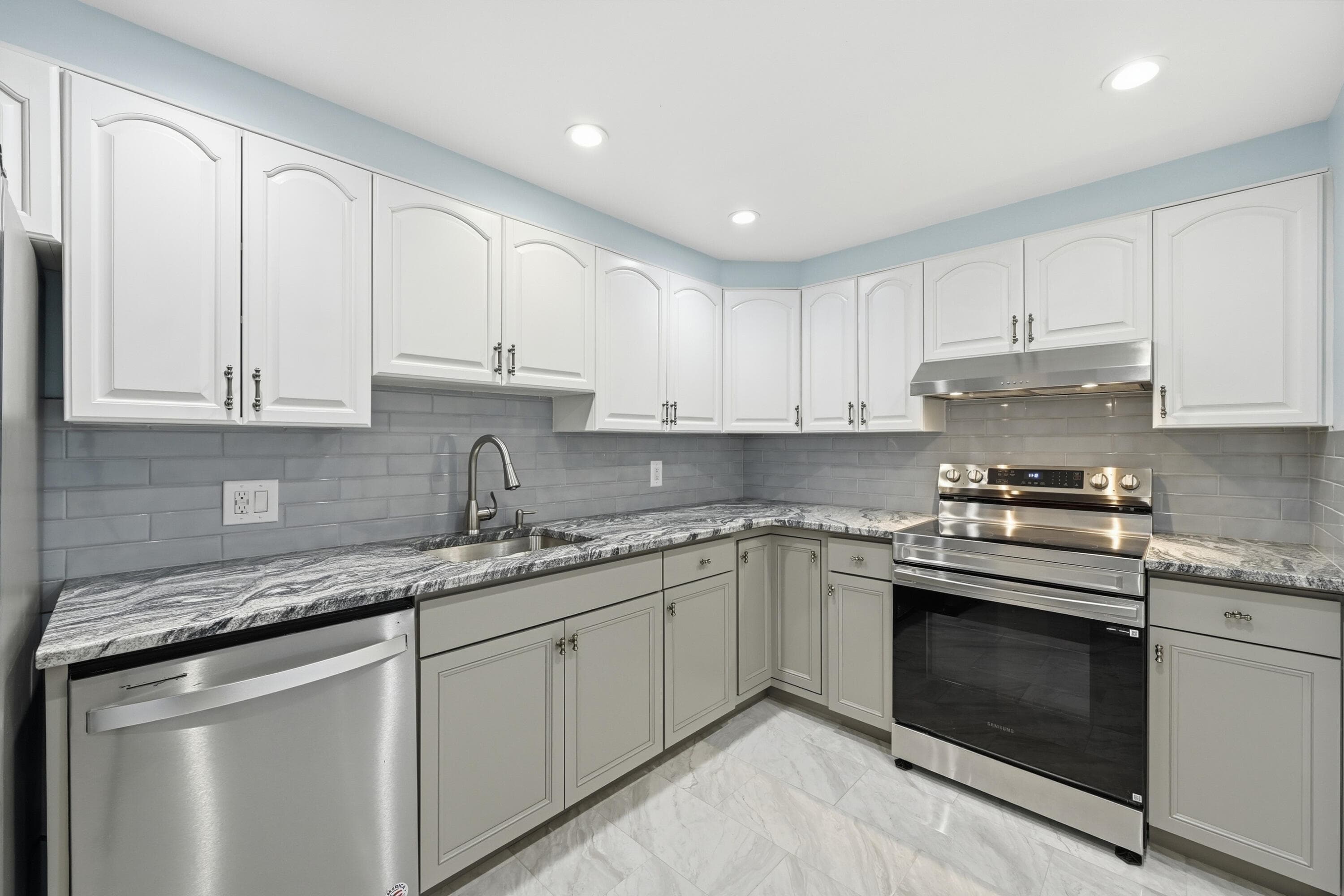 801 S Ocean Drive 404, Hollywood, FL 33019 — photo 12 of 46
