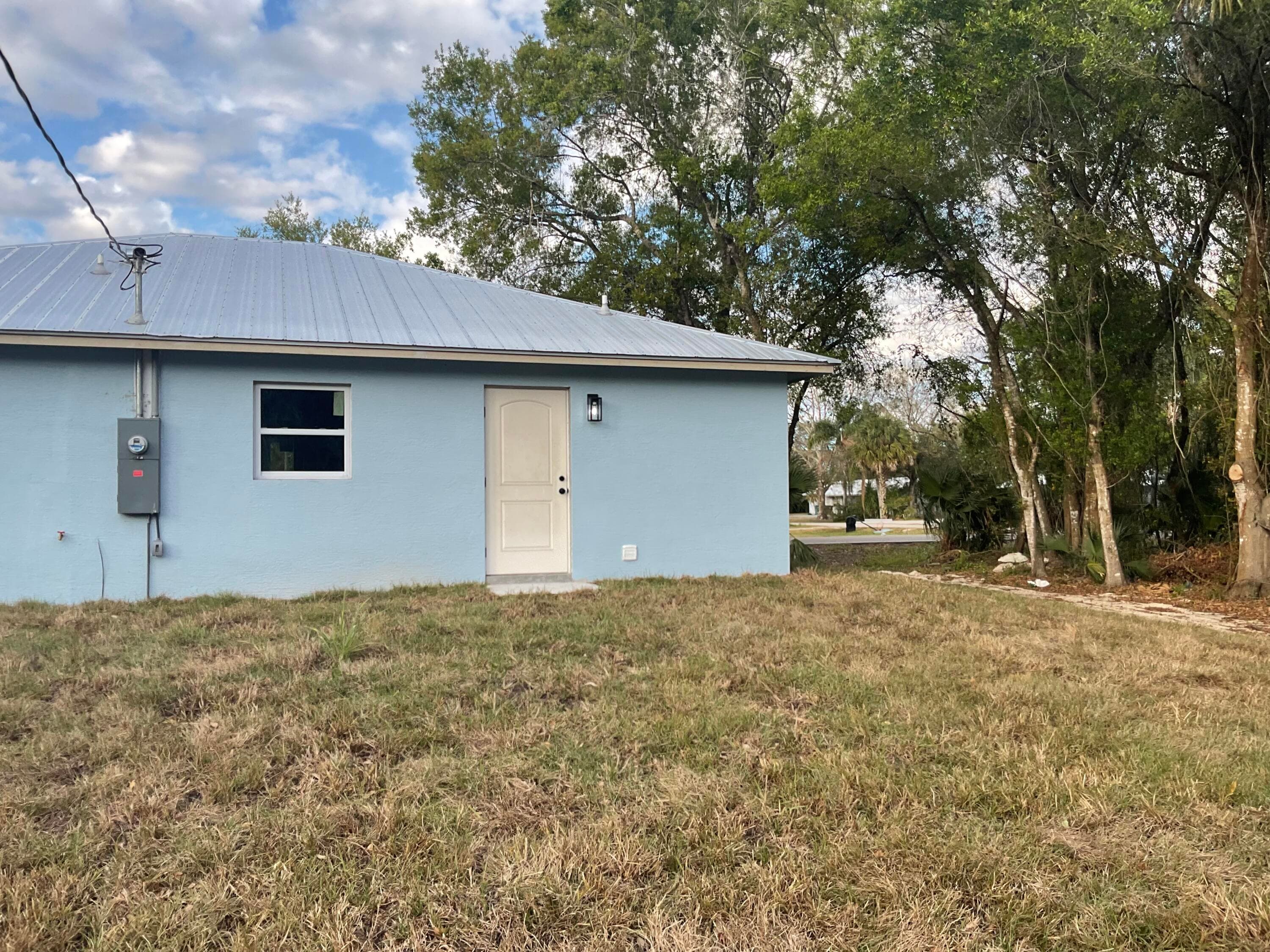 2432 NW 5th Street, Okeechobee, FL 34972 — photo 5 of 19
