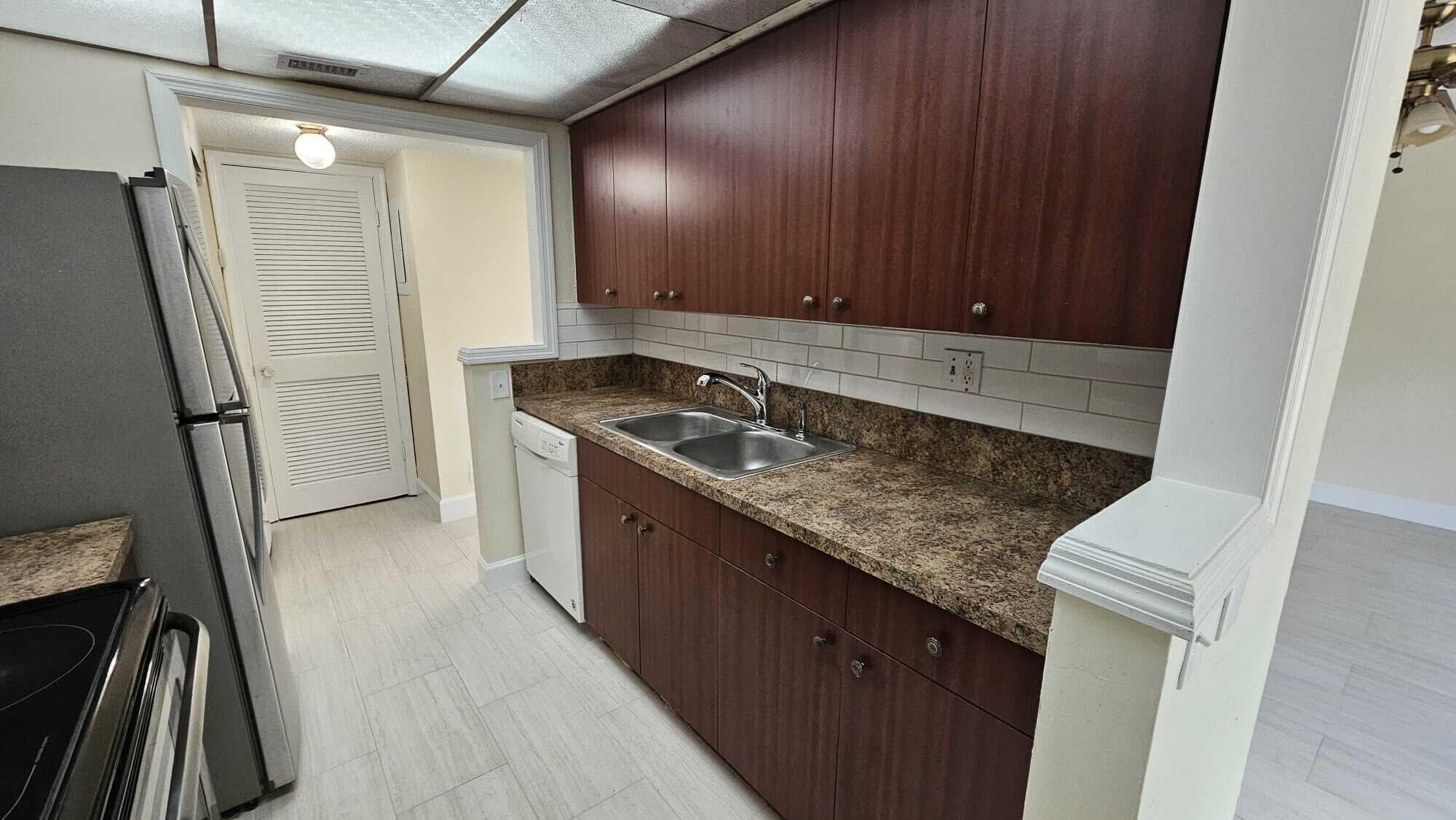 8801 W Sample Road 11, Coral Springs, FL 33065 — photo 6 of 25
