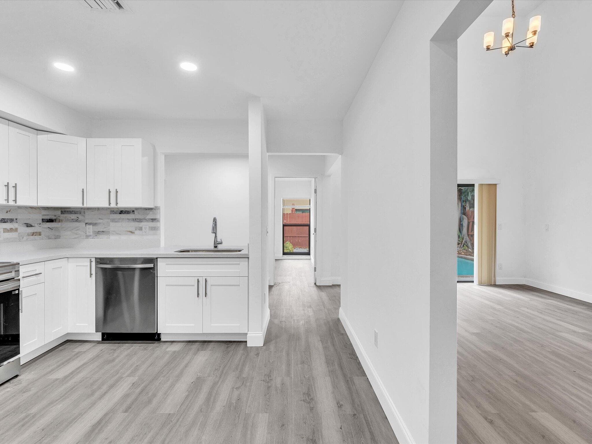 3841 Farragut Street, Hollywood, FL 33021 — photo 36 of 47