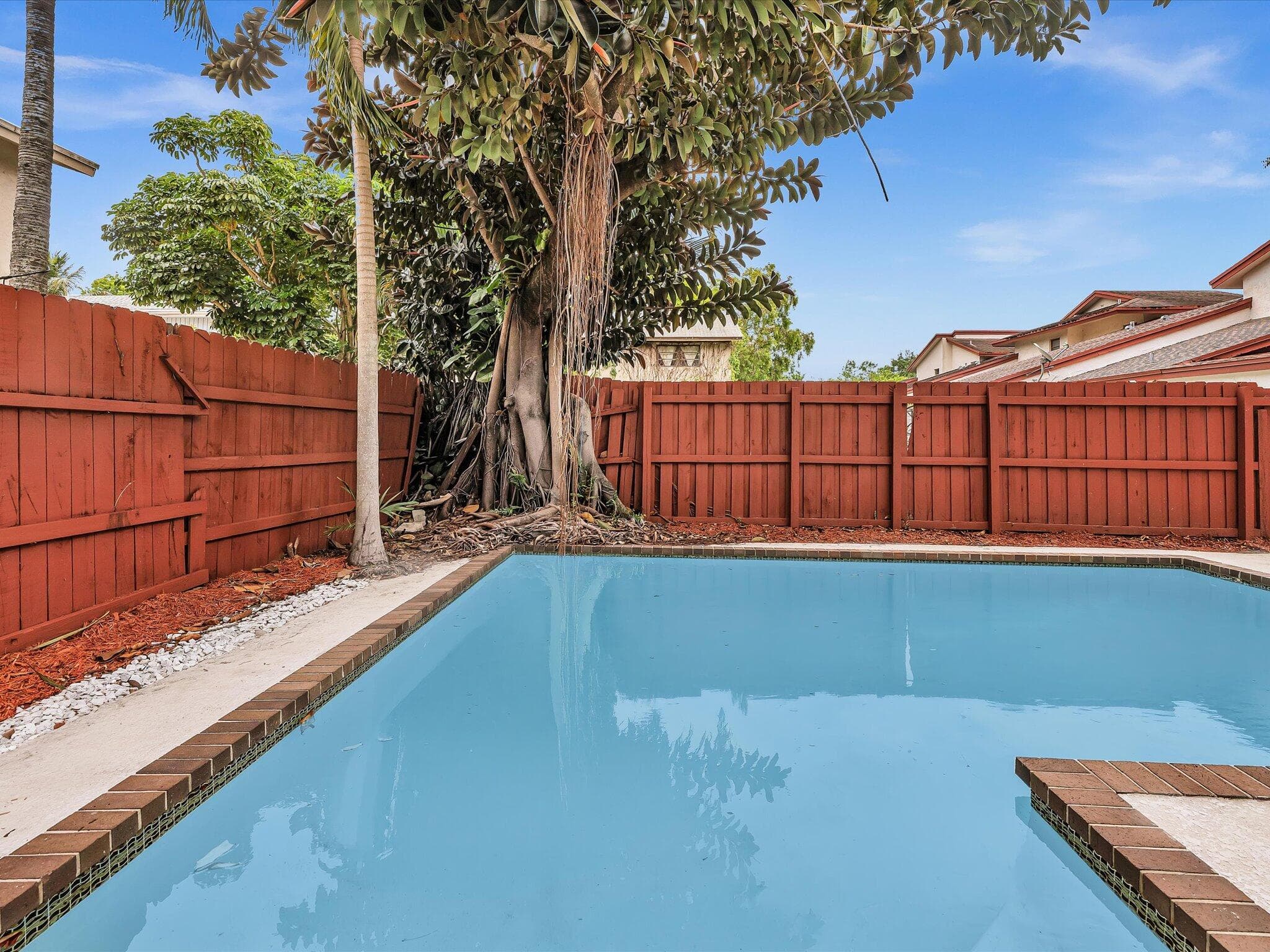 3841 Farragut Street, Hollywood, FL 33021 — photo 39 of 47