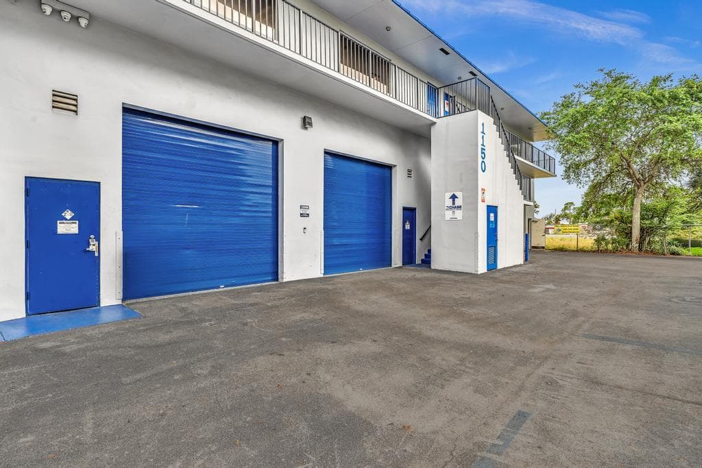 1150 SW 10th Avenue, Pompano Beach, FL 33069 — photo 3 of 65