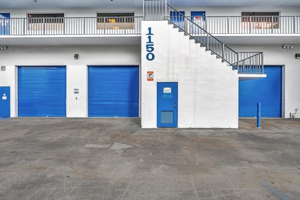 1150 SW 10th Avenue, Pompano Beach, FL 33069 — photo 4 of 65