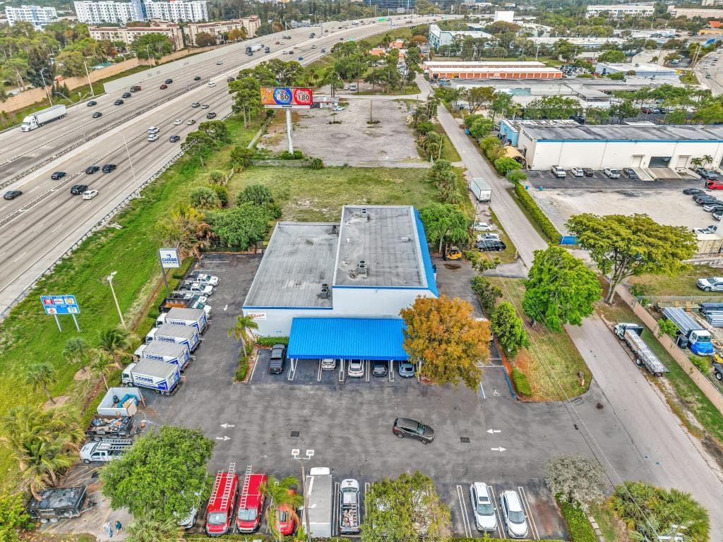 1150 SW 10th Avenue, Pompano Beach, FL 33069 — photo 15 of 65