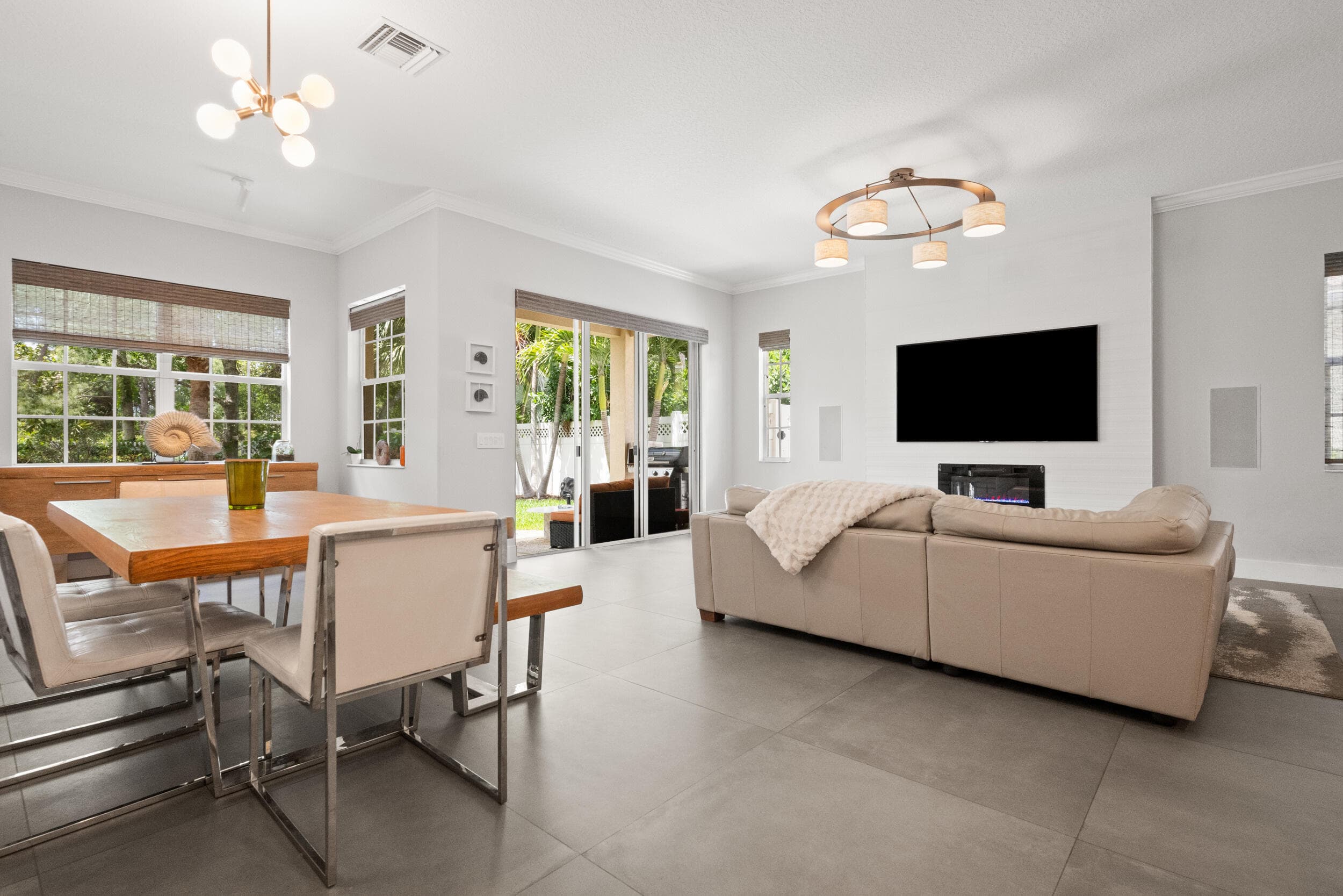 310 San Remo Drive, Jupiter, FL 33458 — photo 10 of 44