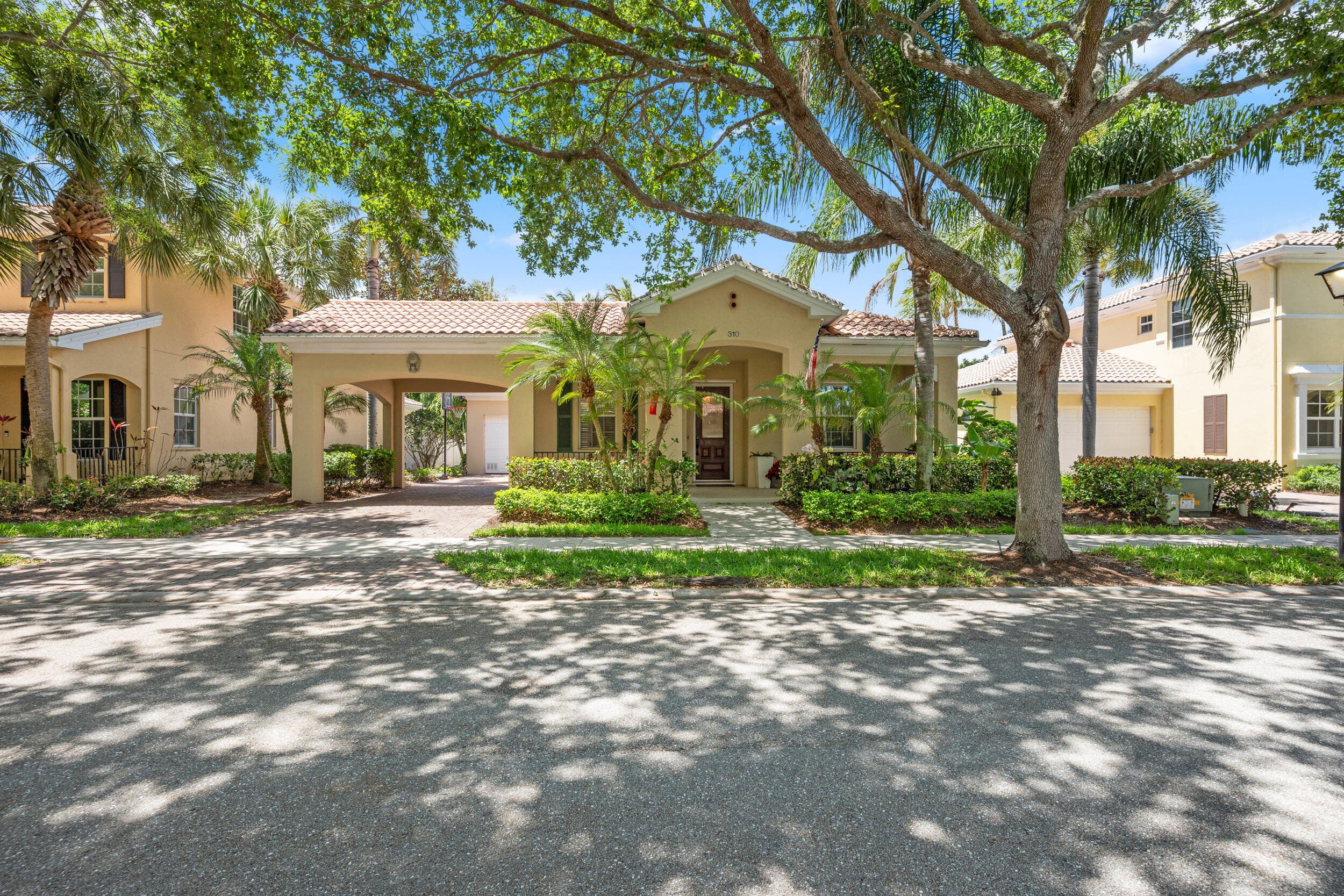 310 San Remo Drive, Jupiter, FL 33458 — photo 2 of 44