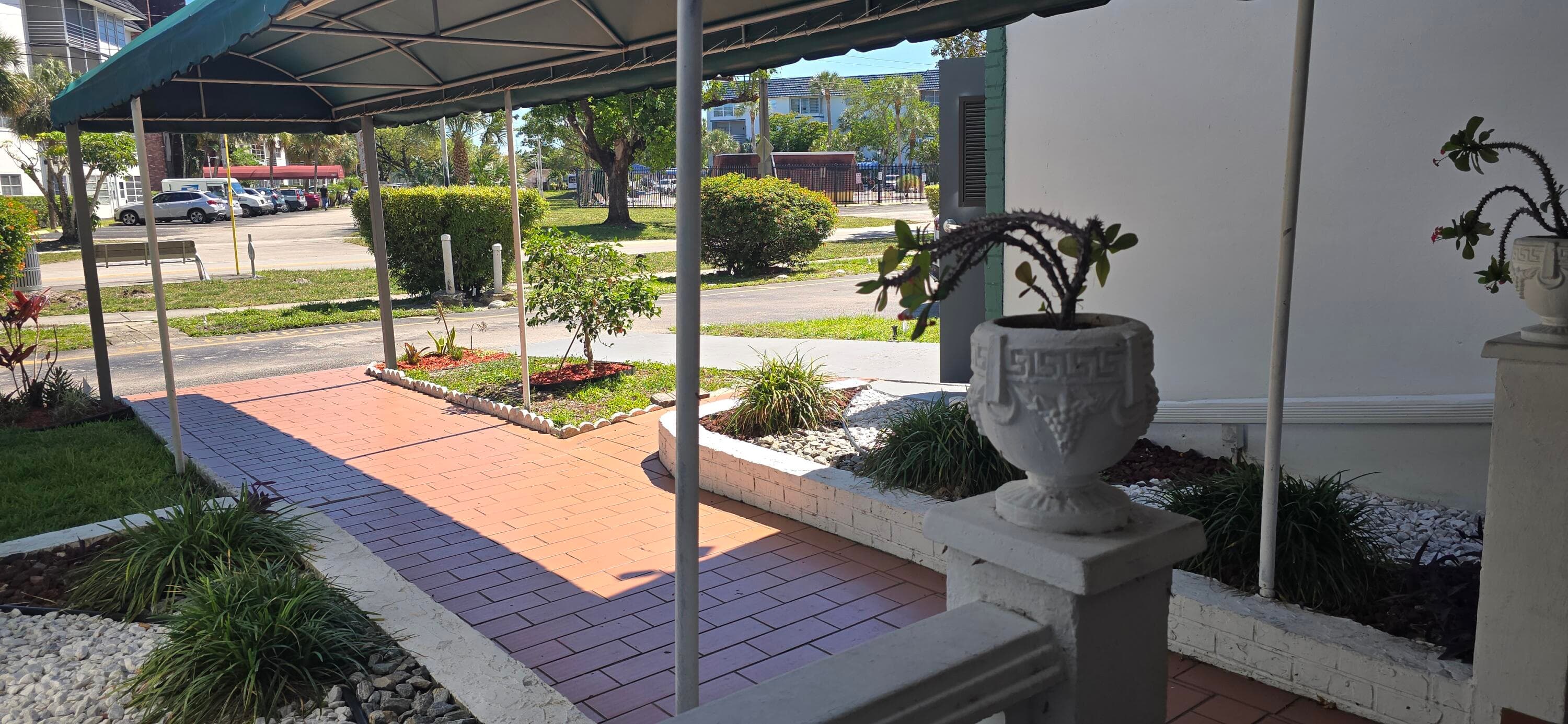 4751 NW 21 St 607, Lauderhill, FL 33313 — photo 17 of 23