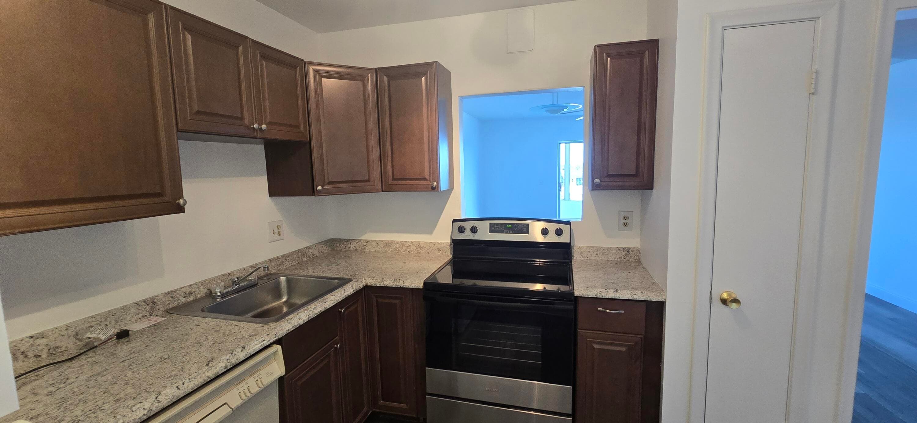 4751 NW 21 St 607, Lauderhill, FL 33313 — photo 18 of 23