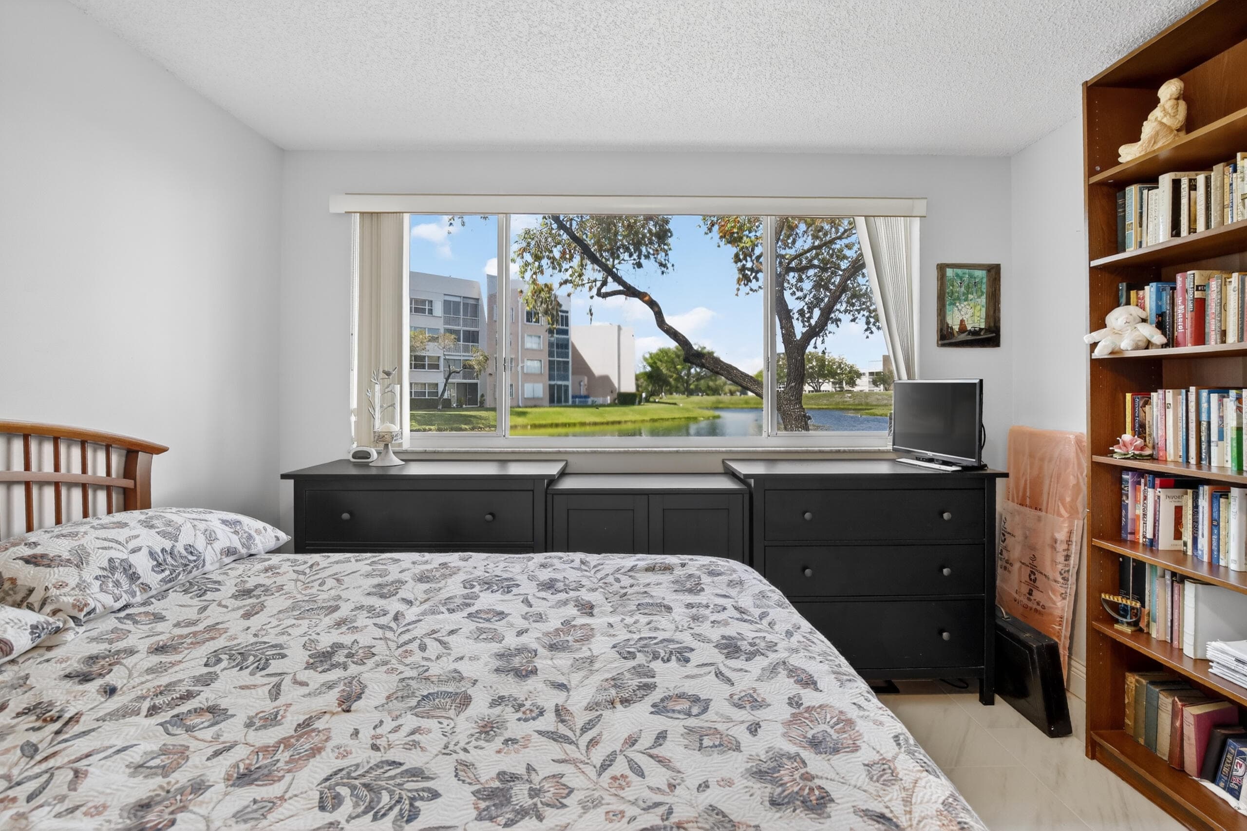 10111 NW 24th Place 105, Sunrise, FL 33322 — photo 31 of 52
