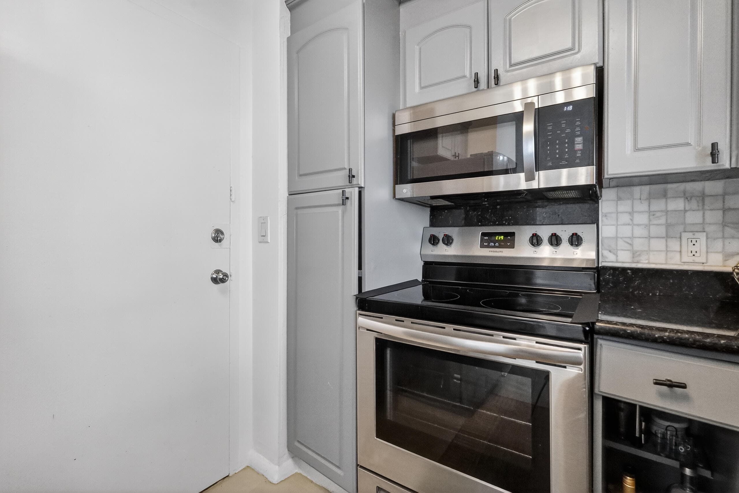 430 Golden Isles Drive 301, Hallandale Beach, FL 33009 — photo 16 of 39