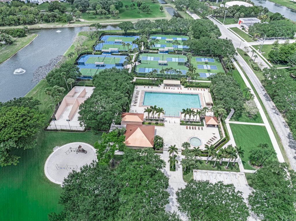 2390 Saratoga Bay Drive, West Palm Beach, FL 33409 — photo 56 of 58