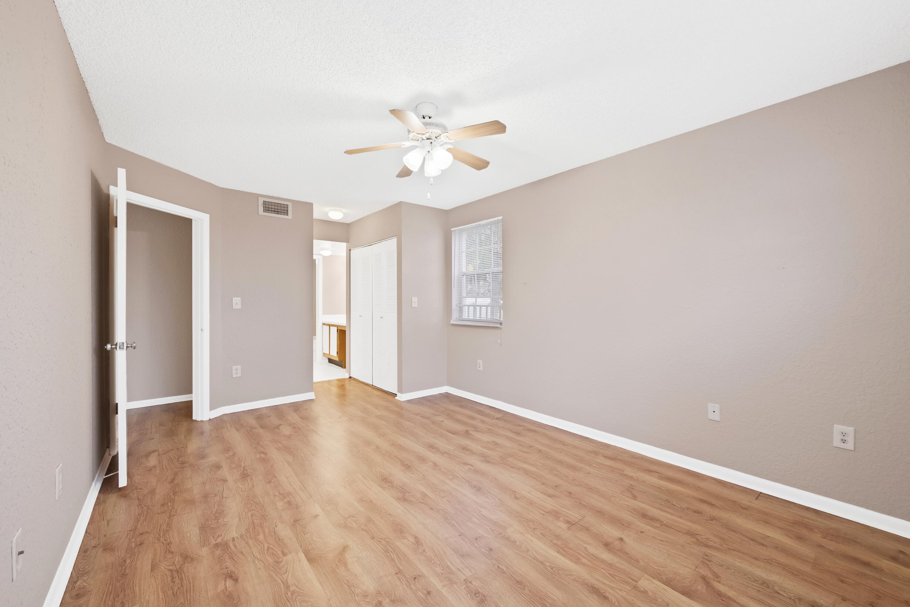 2861 N Oakland Forest Drive 202, Oakland Park, FL 33309 — photo 9 of 27