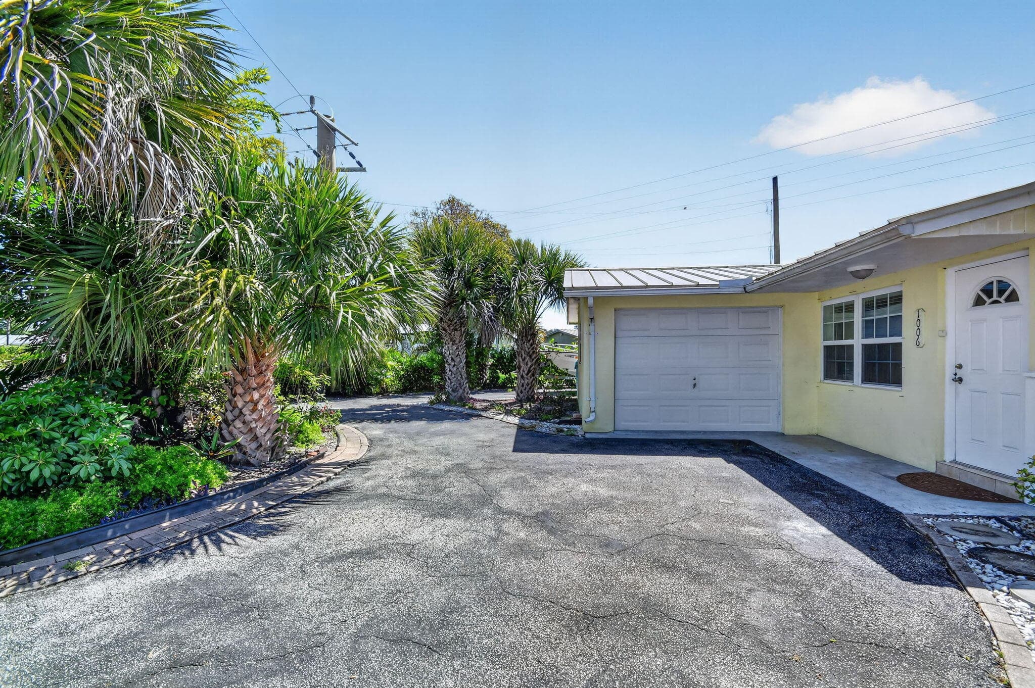 1006 SW 28th Avenue, Boynton Beach, FL 33426 — photo 5 of 76
