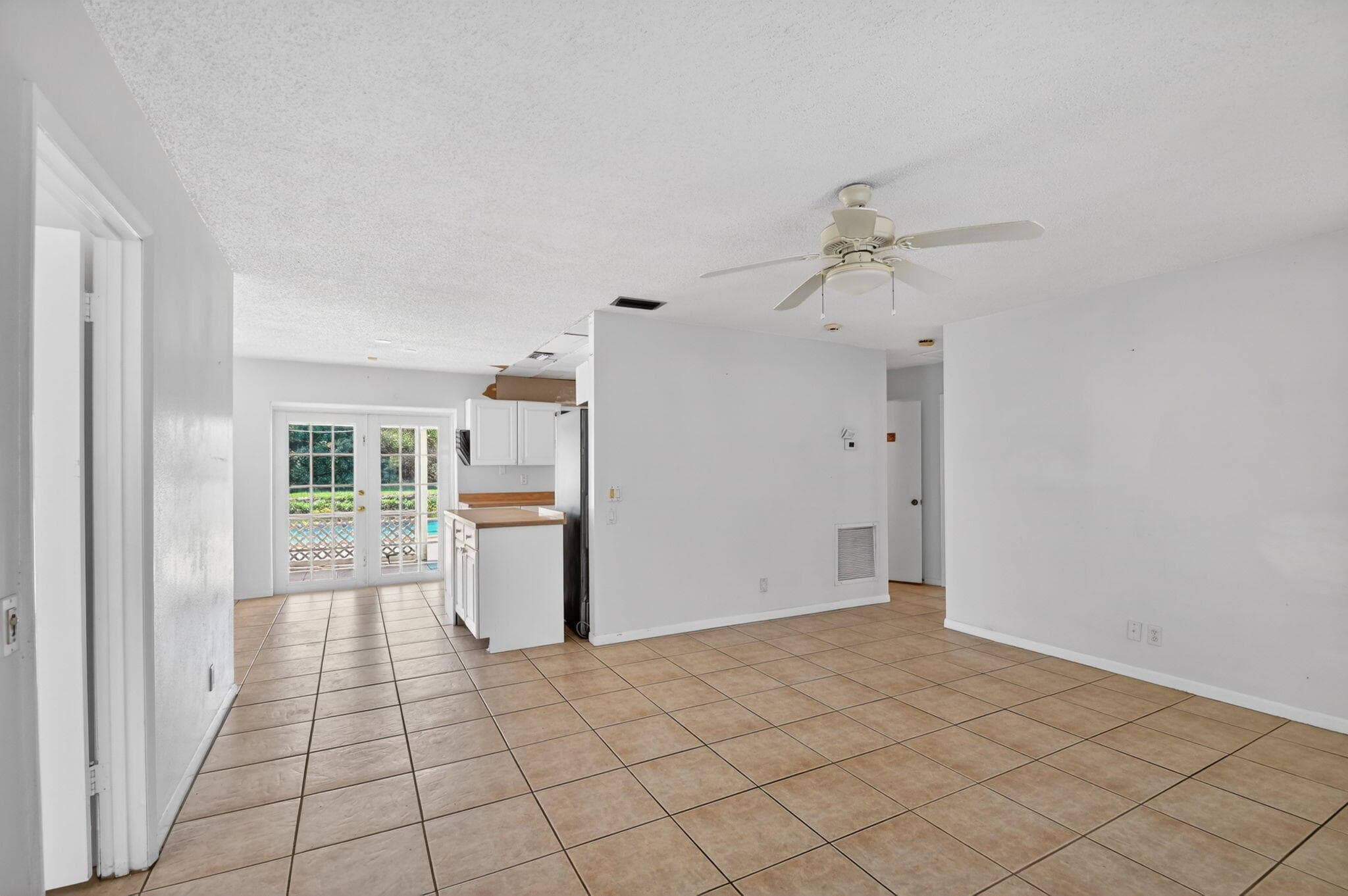 1006 SW 28th Avenue, Boynton Beach, FL 33426 — photo 11 of 76