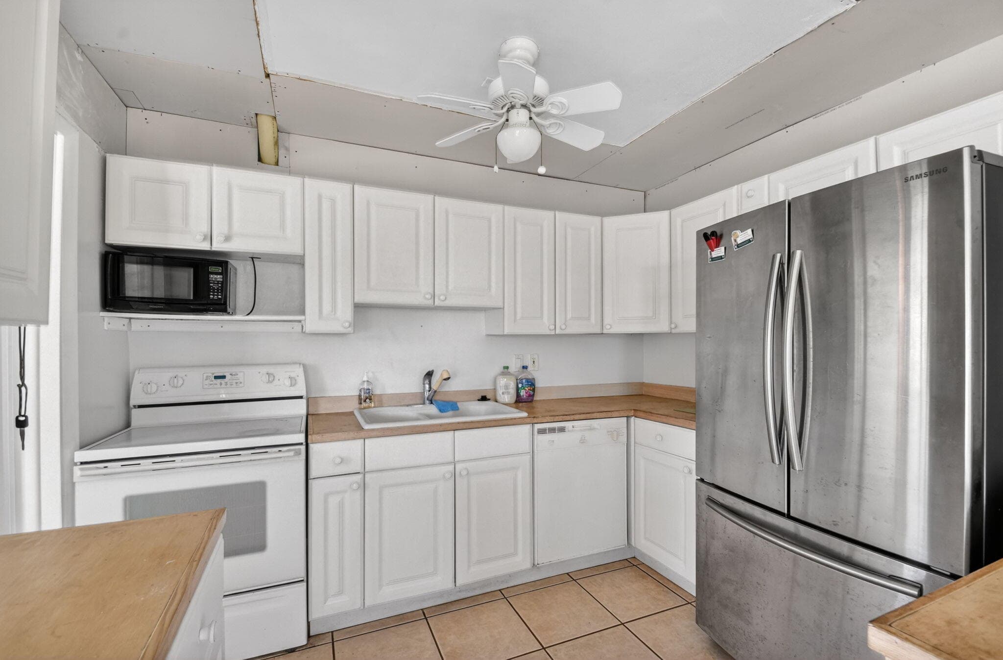 1006 SW 28th Avenue, Boynton Beach, FL 33426 — photo 14 of 76