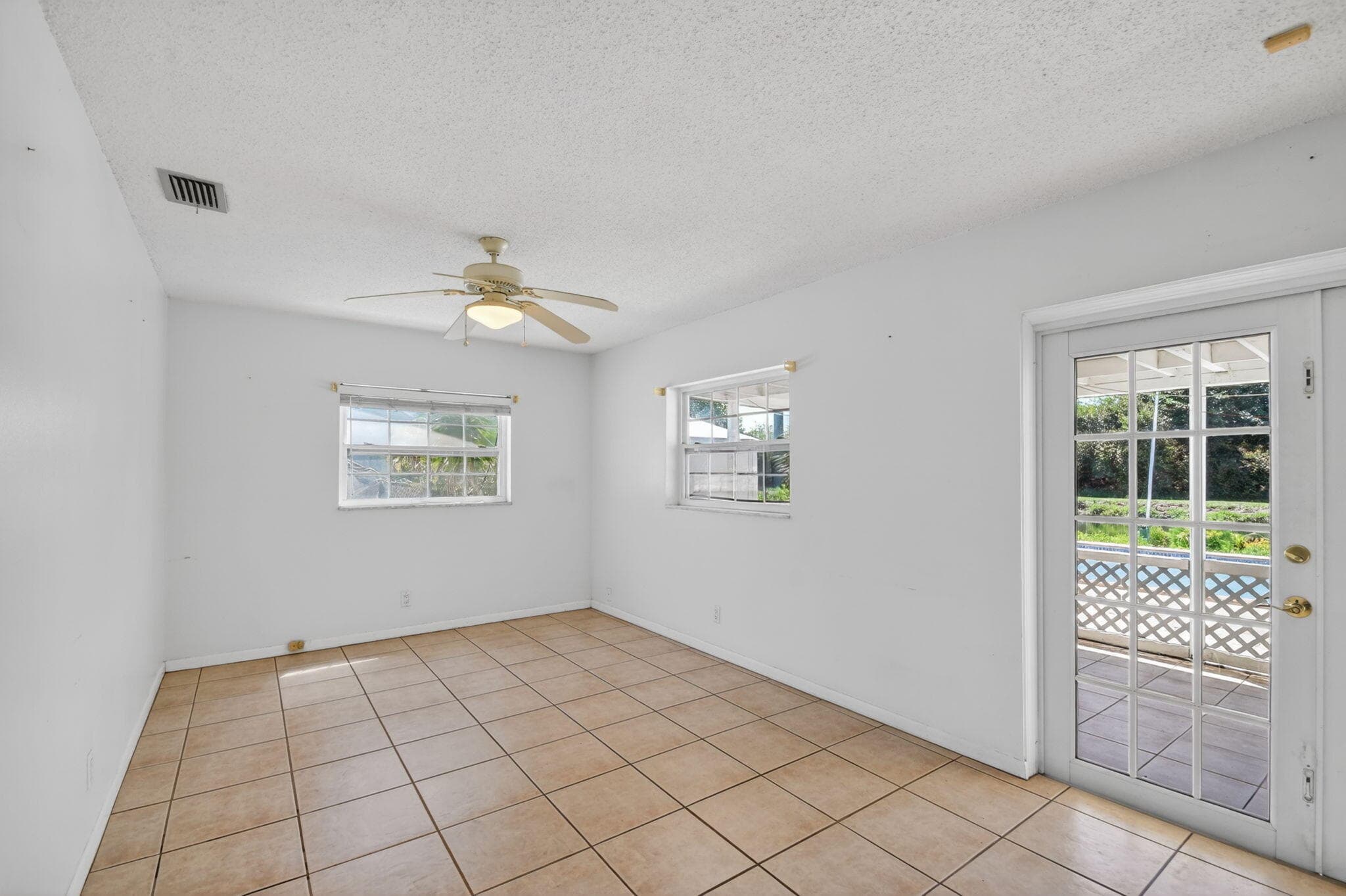 1006 SW 28th Avenue, Boynton Beach, FL 33426 — photo 19 of 76