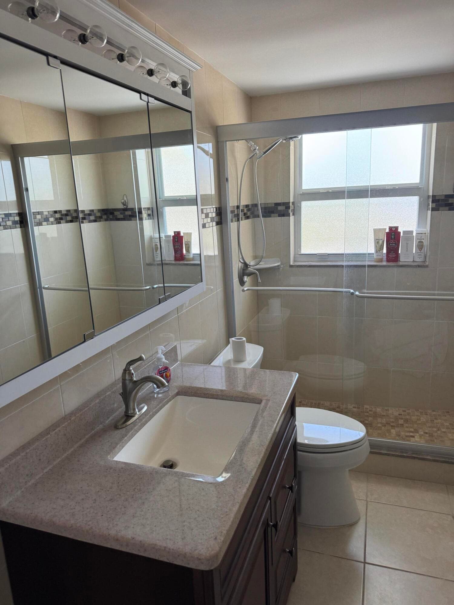 1041 Hillsboro Mile Hillsboro Mile 18, Hillsboro Beach, FL 33062 — photo 17 of 19