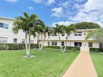 145 Dorchester G 145, West Palm Beach, FL 33417 — photo 1 of 17