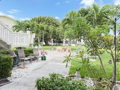 145 Dorchester G 145, West Palm Beach, FL 33417 — photo 2 of 17