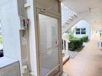 145 Dorchester G 145, West Palm Beach, FL 33417 — photo 3 of 17