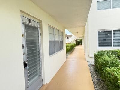 145 Dorchester G 145, West Palm Beach, FL 33417 — photo 4 of 17